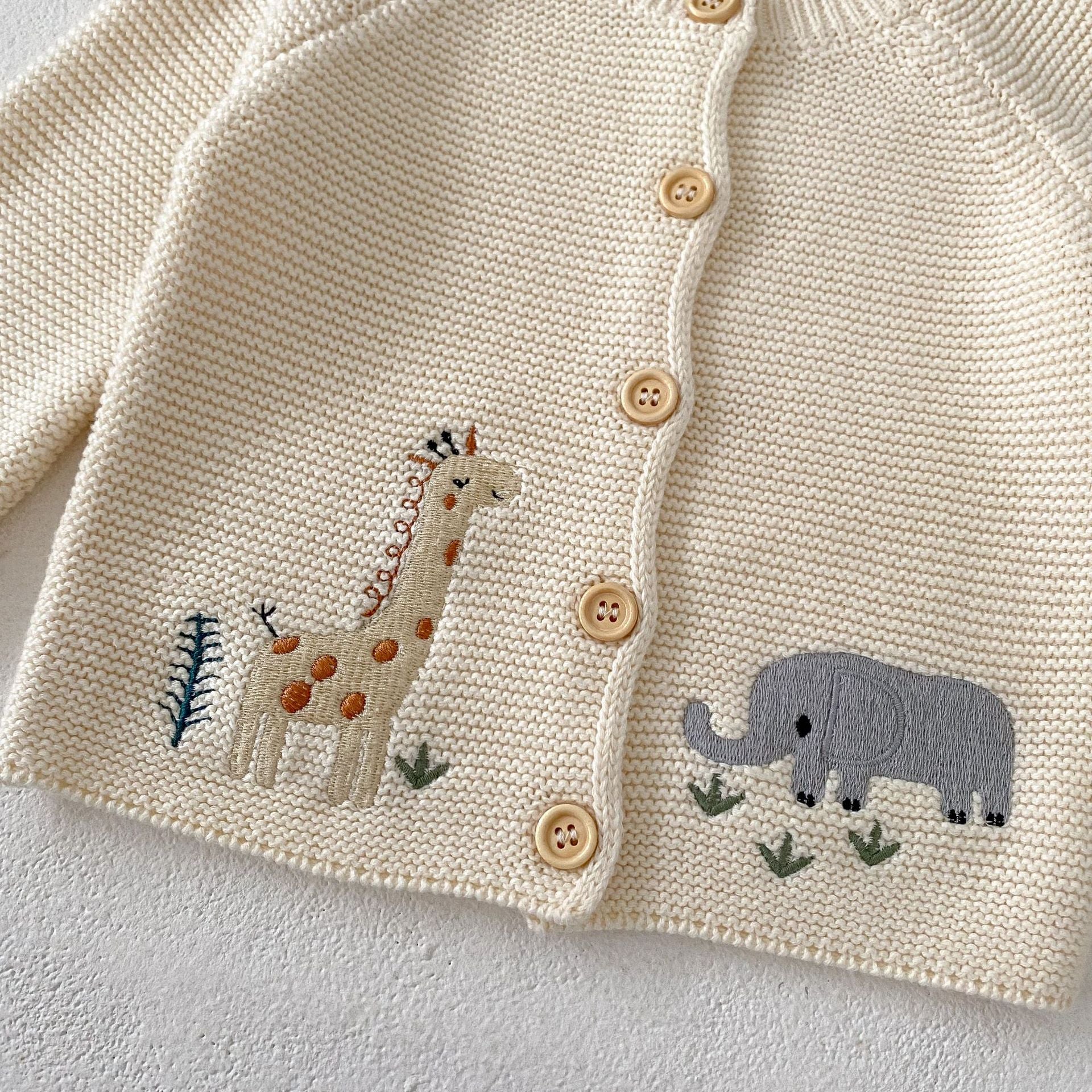 【BABY】キリン＆象さん刺繍ニットカーディガン