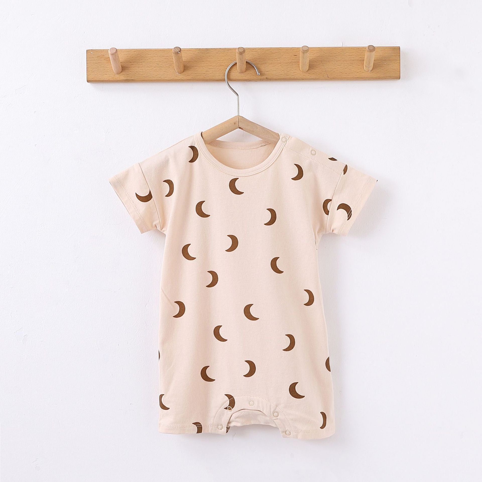 【BABY】総柄デザイン プリントロンパース CawaKomostore