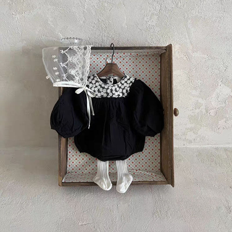 【BABY】ふんわりモノクロ花柄レースロンパース CawaKomostore