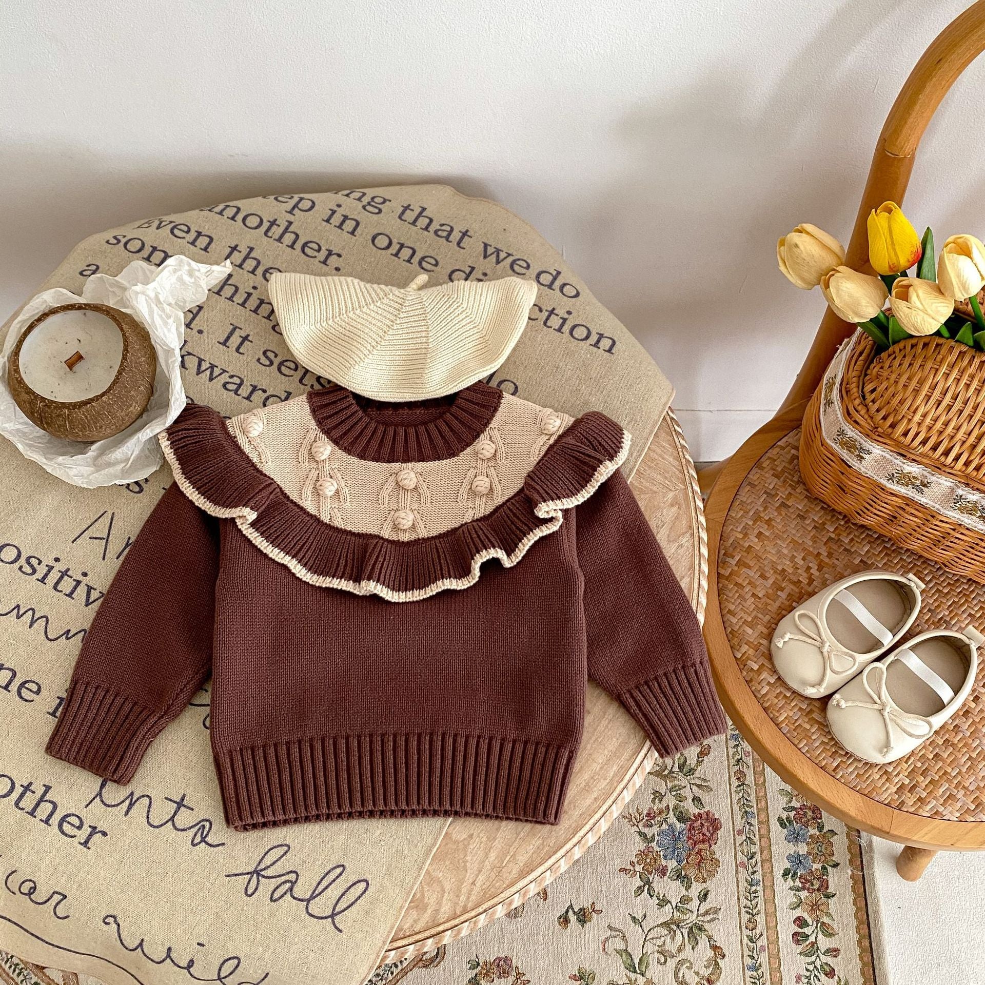 【BABY】ラウンドラペルフリルポンポンニット CawaKomostore