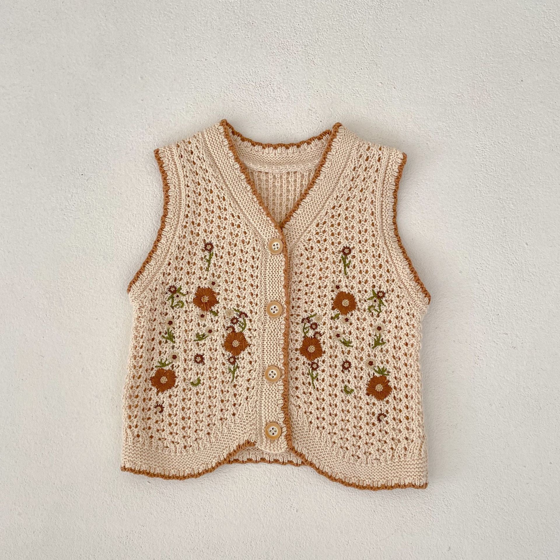 【BABY】透かし刺繡フラワーベスト CawaKomostore