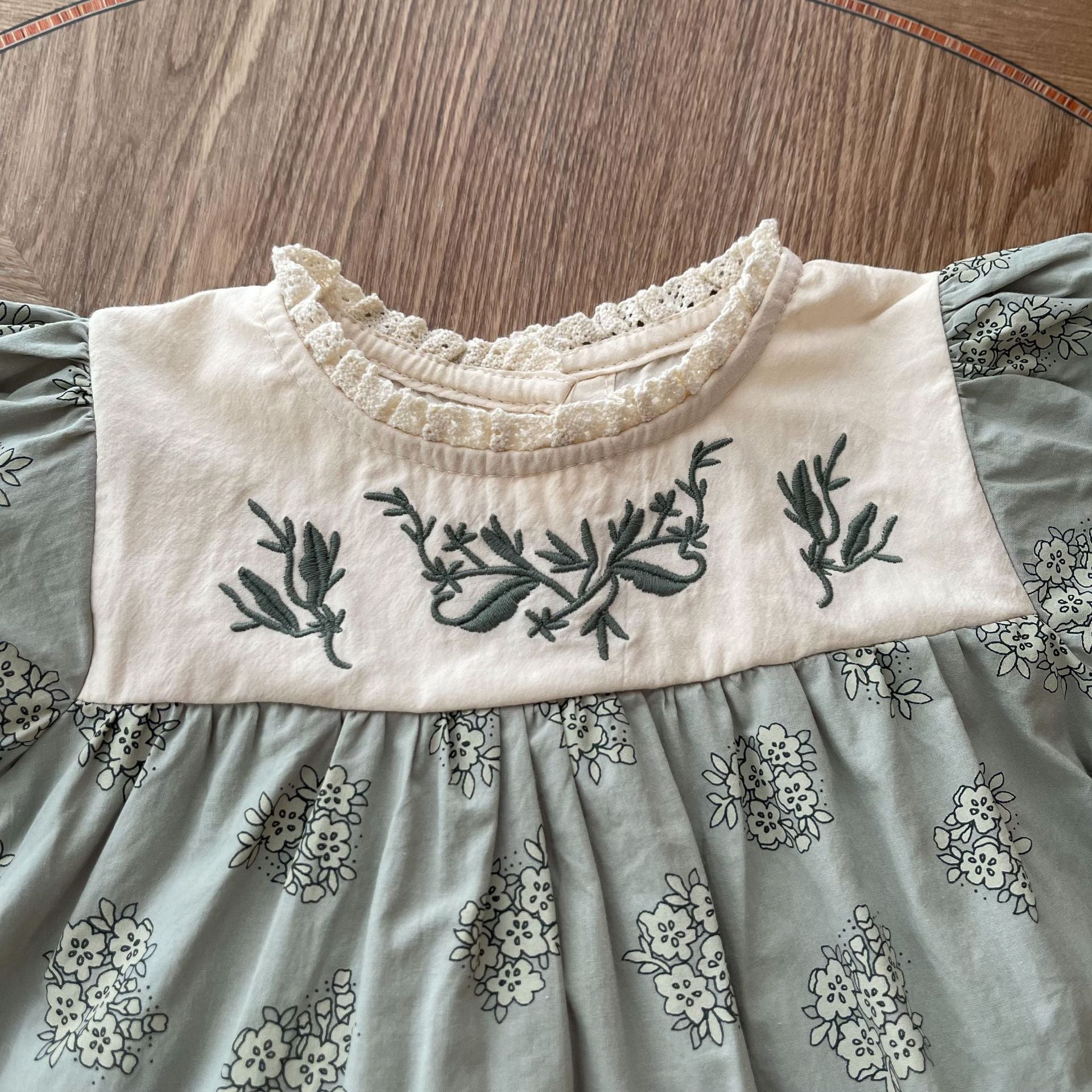 【BABY】春、夏グリーンツーピース 花柄セットアップ CawaKomostore