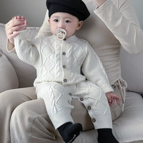 【BABY】ふんわり暖かケーブルニットカバーオール CawaKomostore