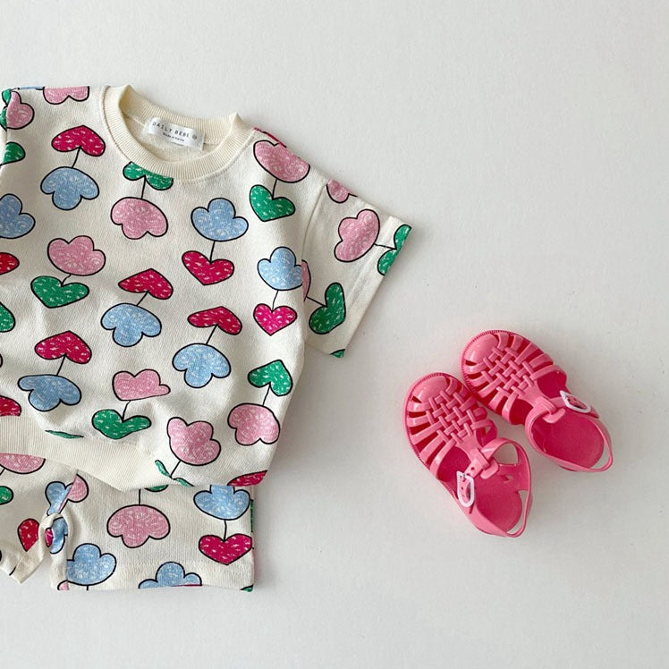【BABY】夏カラフル総柄セットアップ(Tシャツ＆短パン)