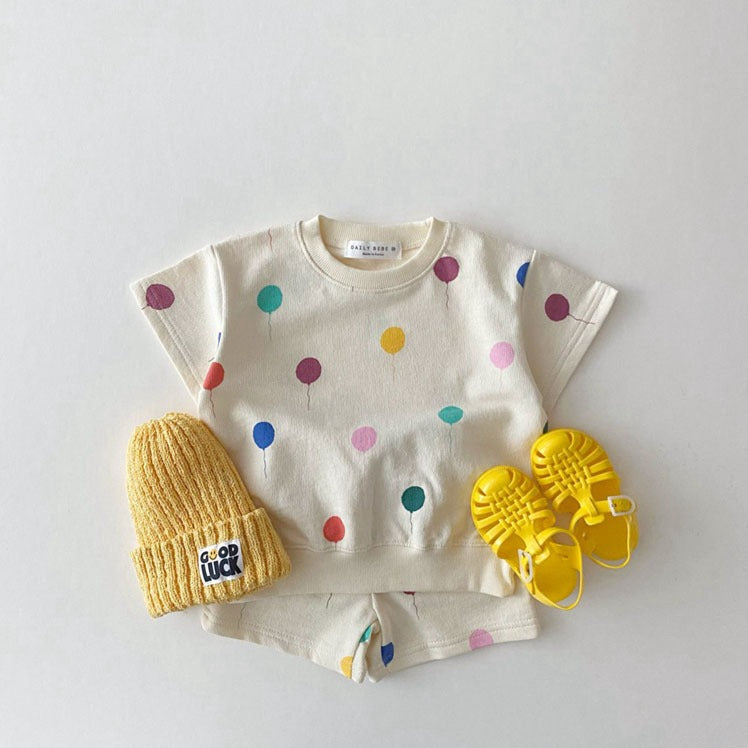 【BABY】夏カラフル総柄セットアップ(Tシャツ＆短パン)