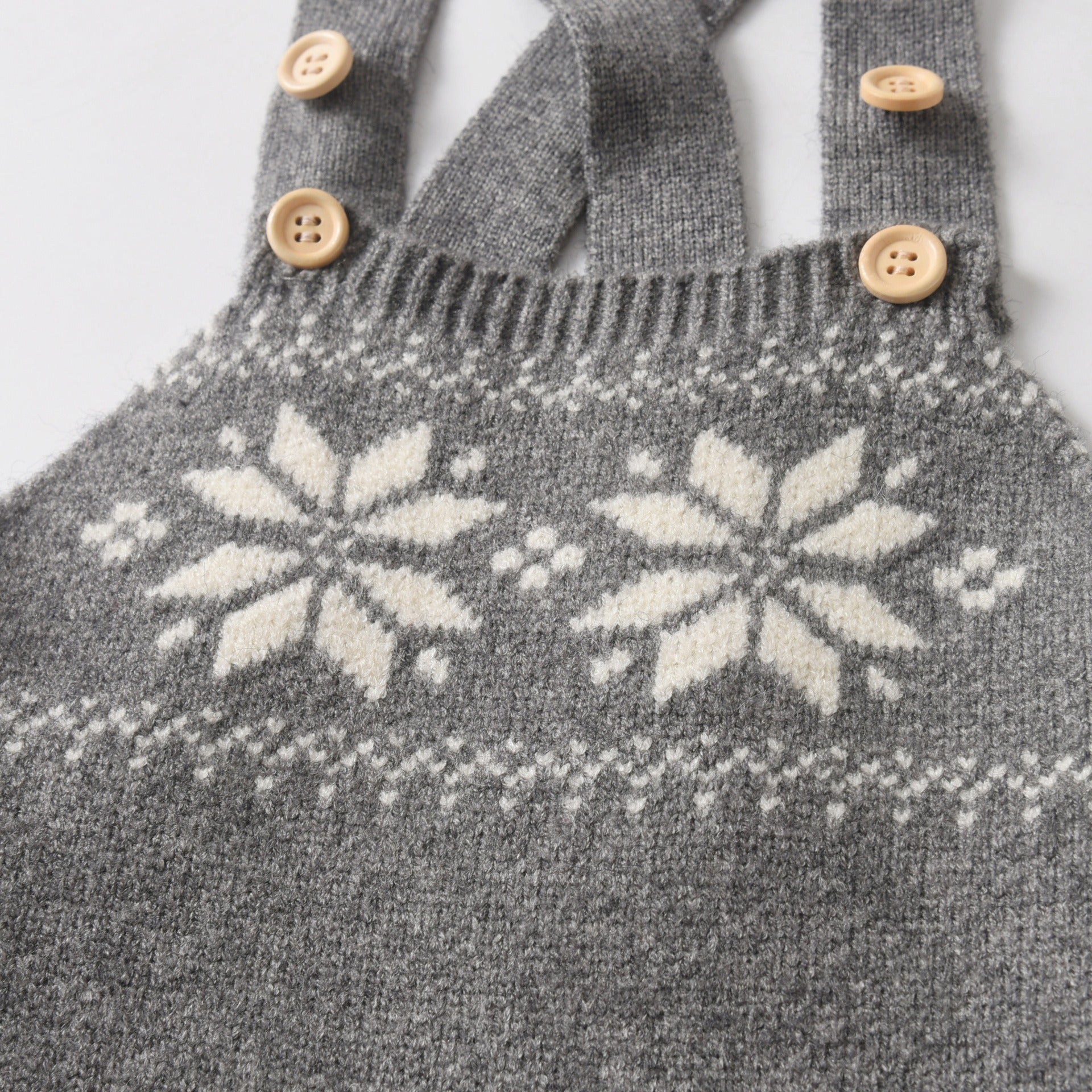 【BABY】ノルディック柄ニットオーバーオール