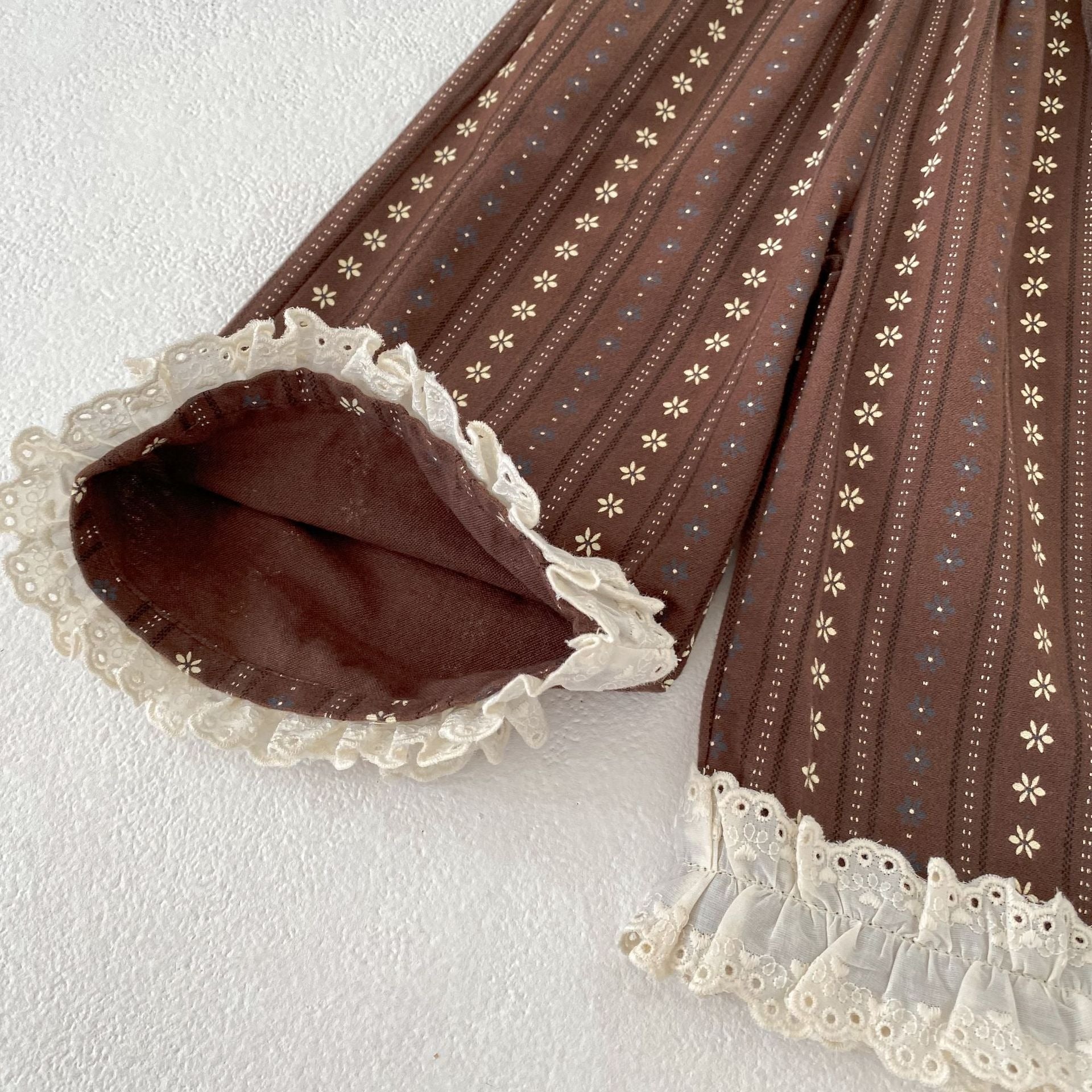 【BABY】レトロフリル付きワイドパンツ