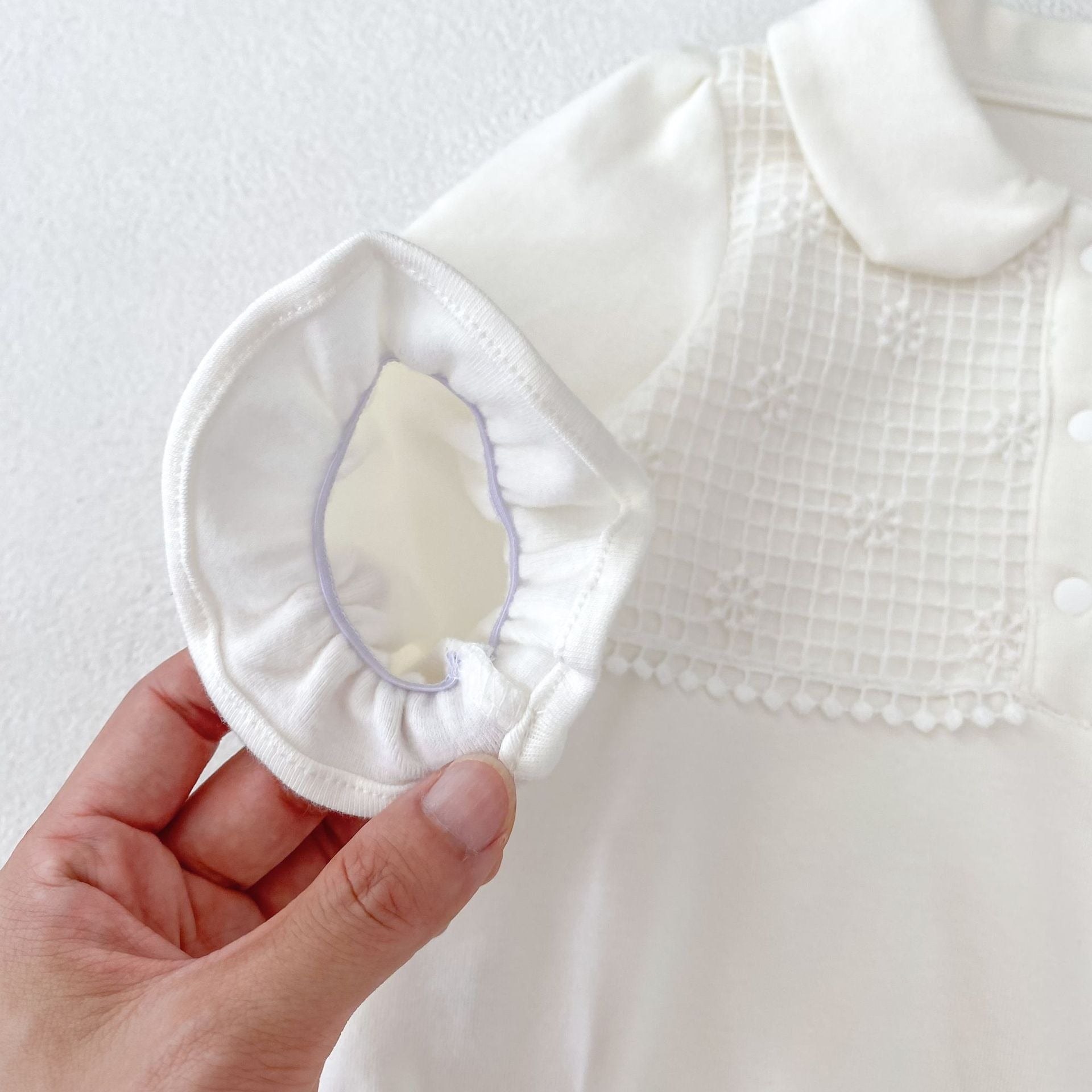 【BABY】springホワイトレースロンパース