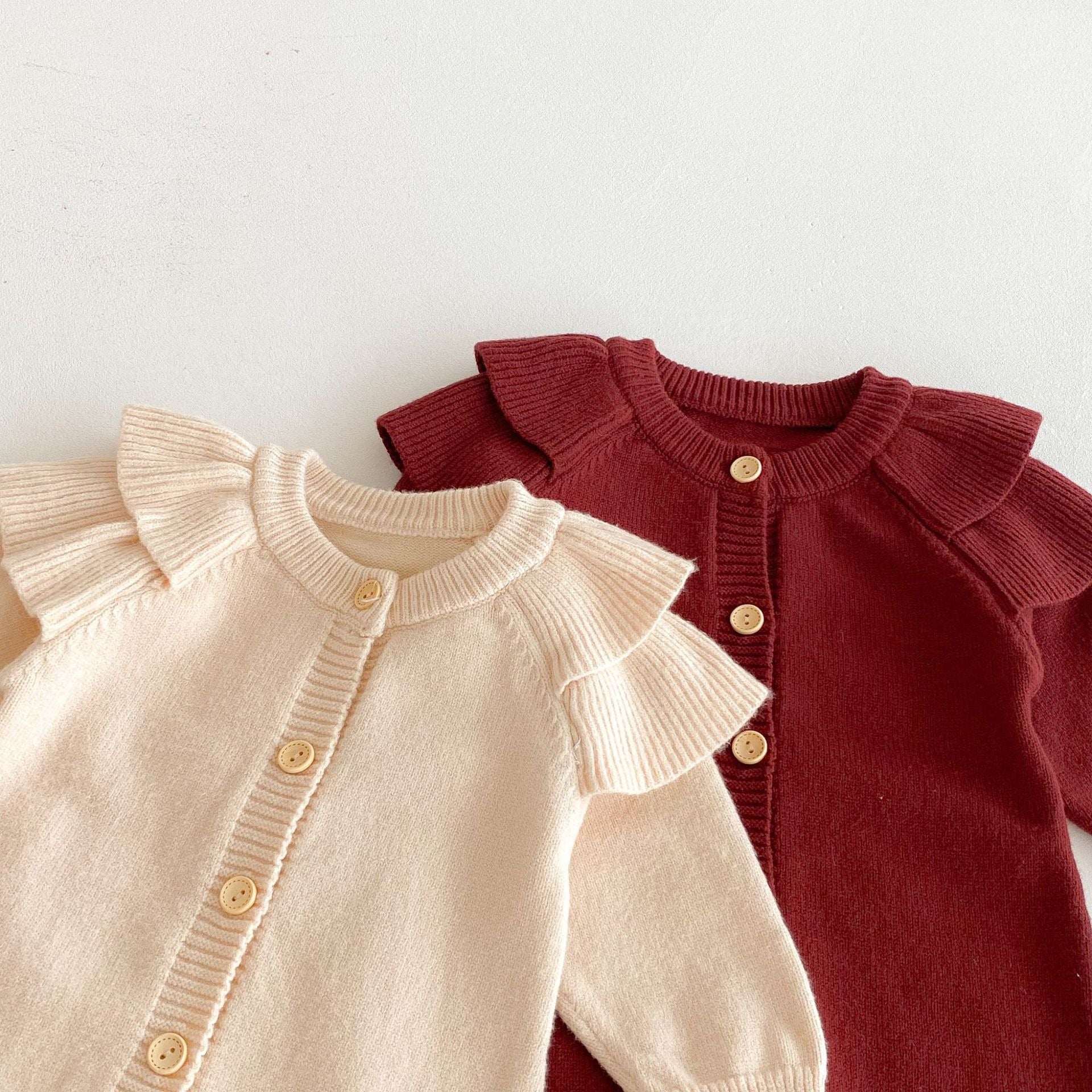 【BABY】フリルショルダーニットカバーオール