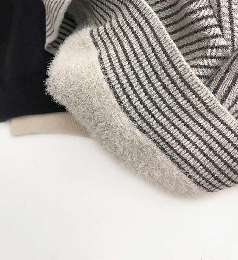 【BABY】ふわっとモックネックニットトップス