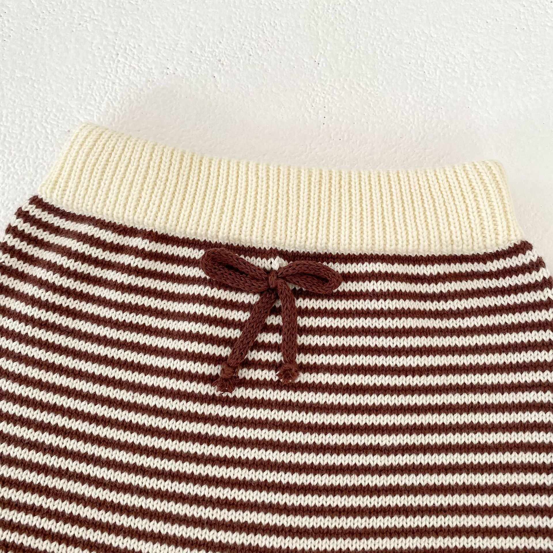 【BABY】裾フリルブラウンカーディガン/細ボーダーブルマセット