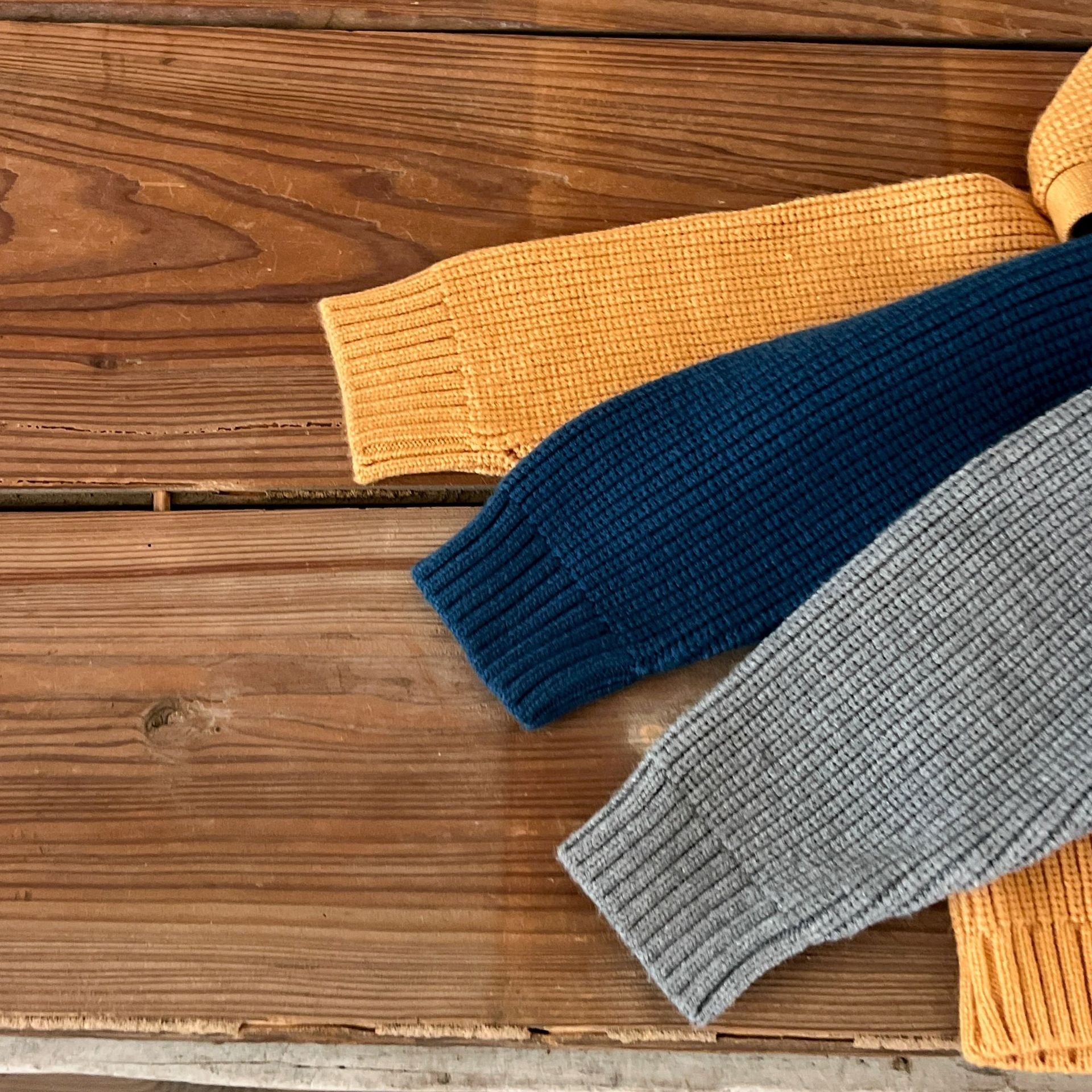 【BABY】ぽんぽんニットフーディー