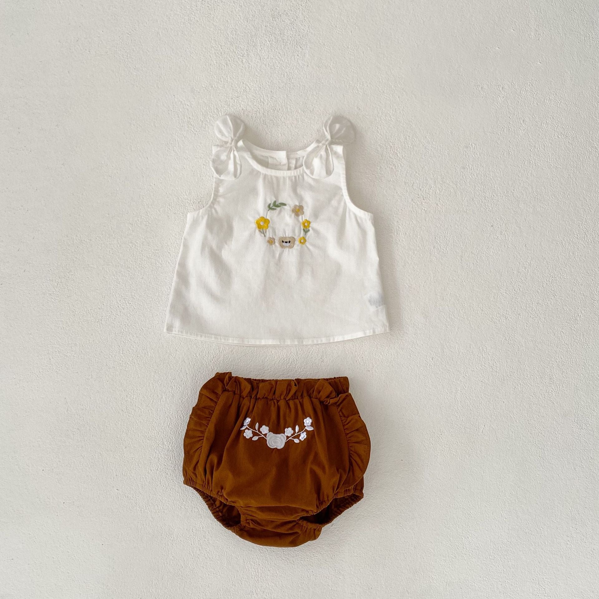 【BABY】リボン付き花＆クマ刺繡 セットアップ CawaKomostore