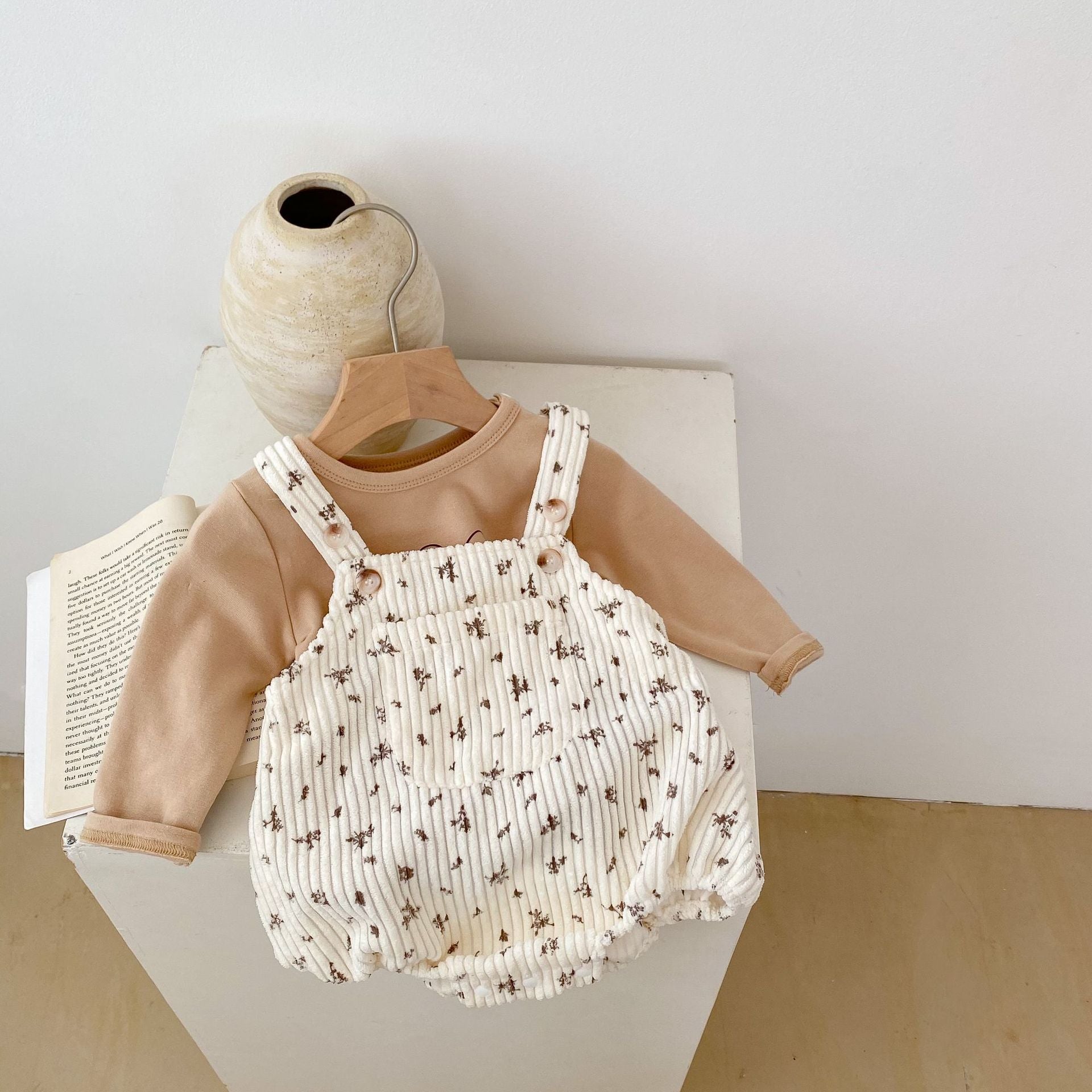 【BABY】総柄やわらかコーデュロイサロペット CawaKomostore