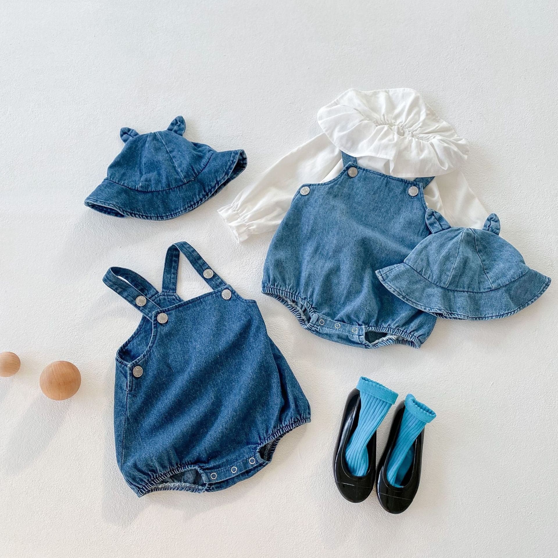 【BABY】今季大注目 デニムハーフサロペット(帽子付き) CawaKomostore