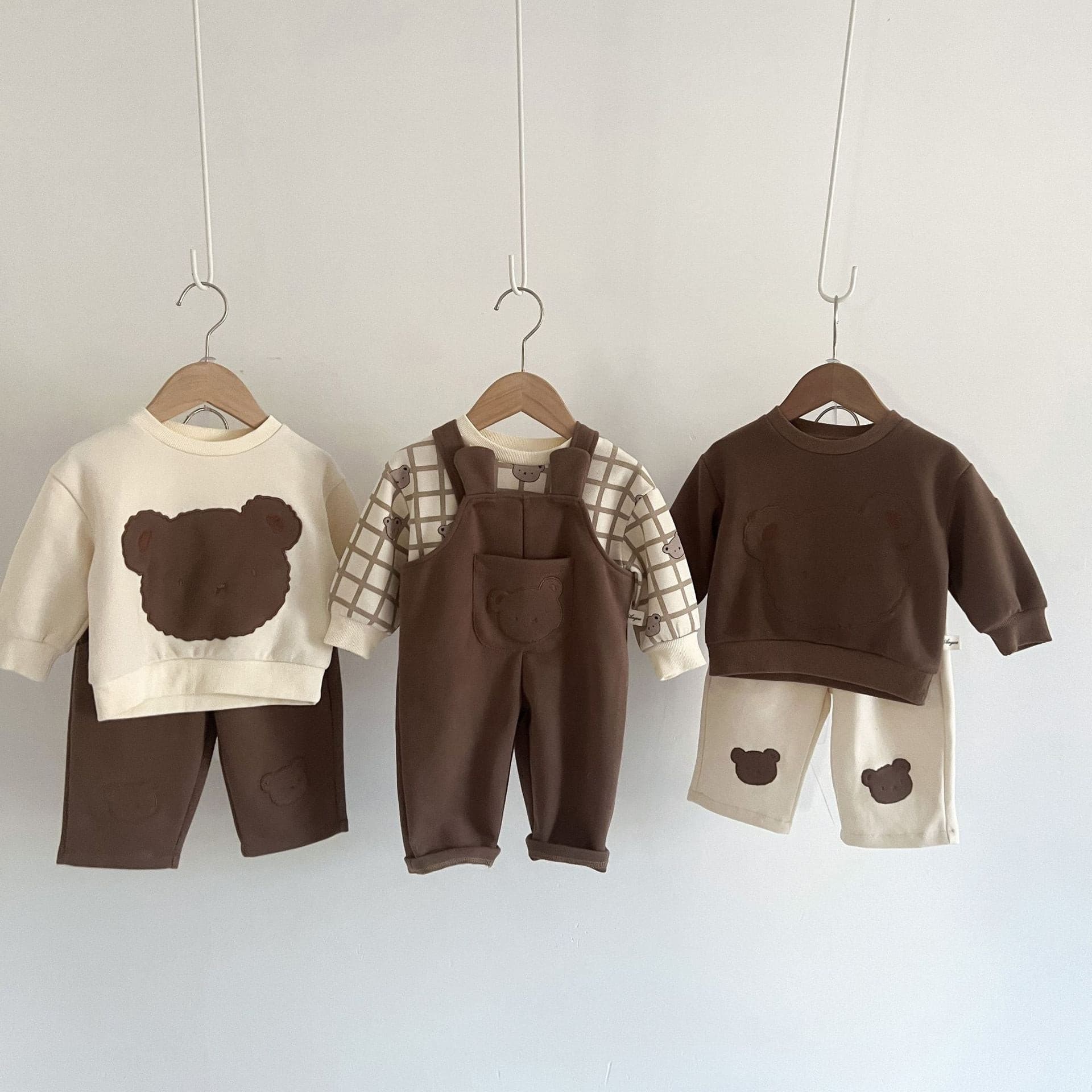【BABY】くま柄スウェットセットアップ CawaKomostore