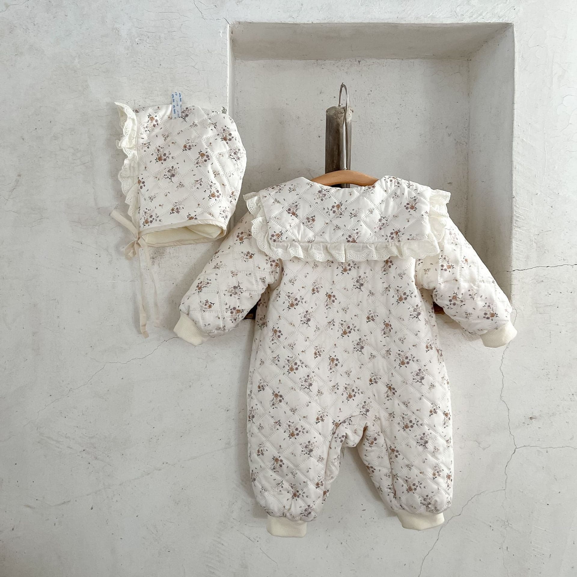 【BABY】小花柄カバーオール＋ポンネット付き CawaKomostore