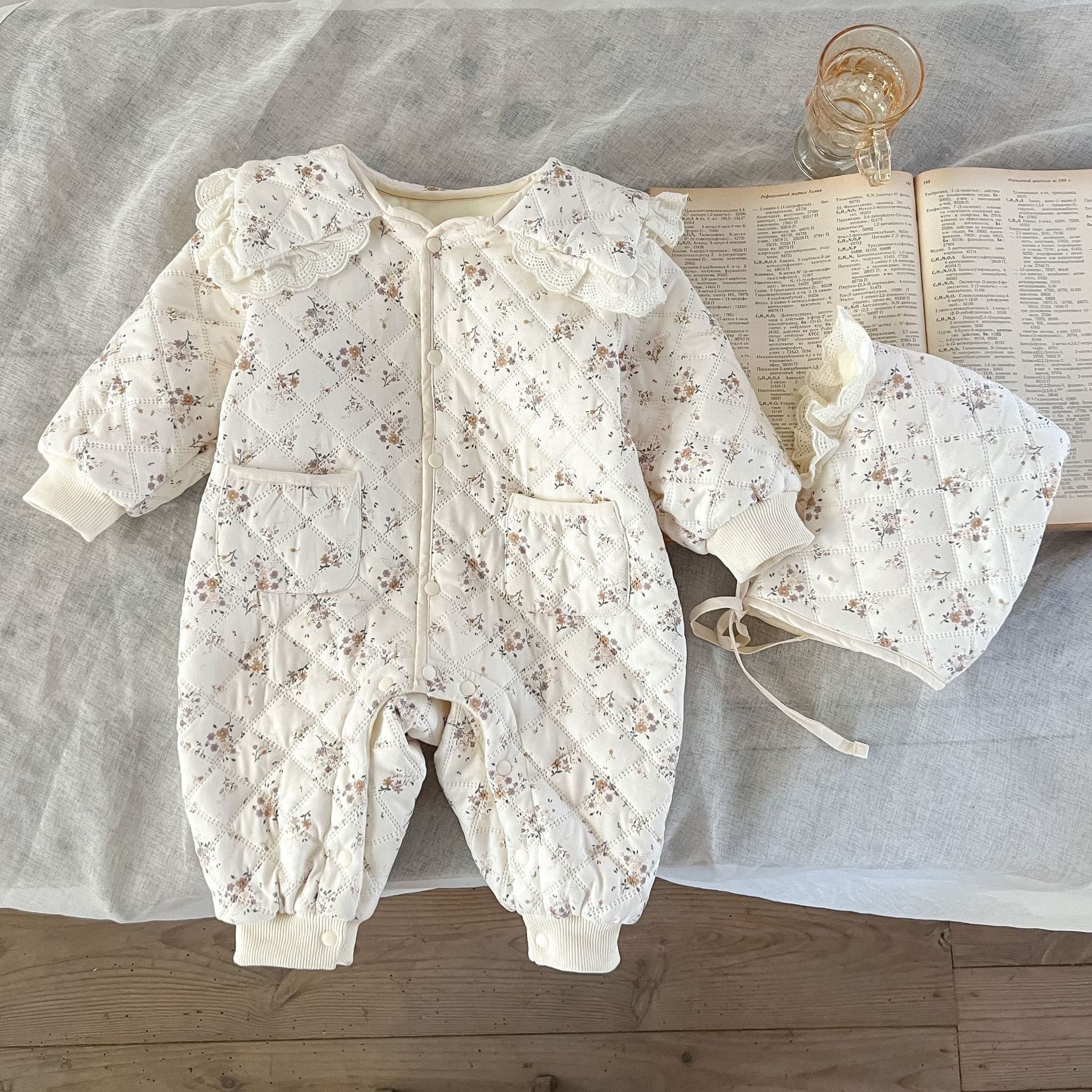 【BABY】小花柄カバーオール＋ポンネット付き CawaKomostore