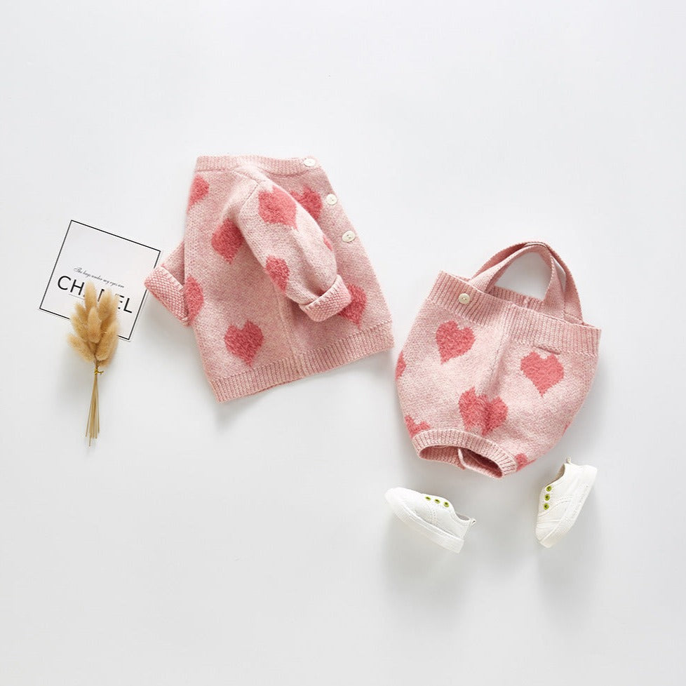 【BABY】ピンクのハート柄ロンパース＆カーディガンセット CawaKomostore