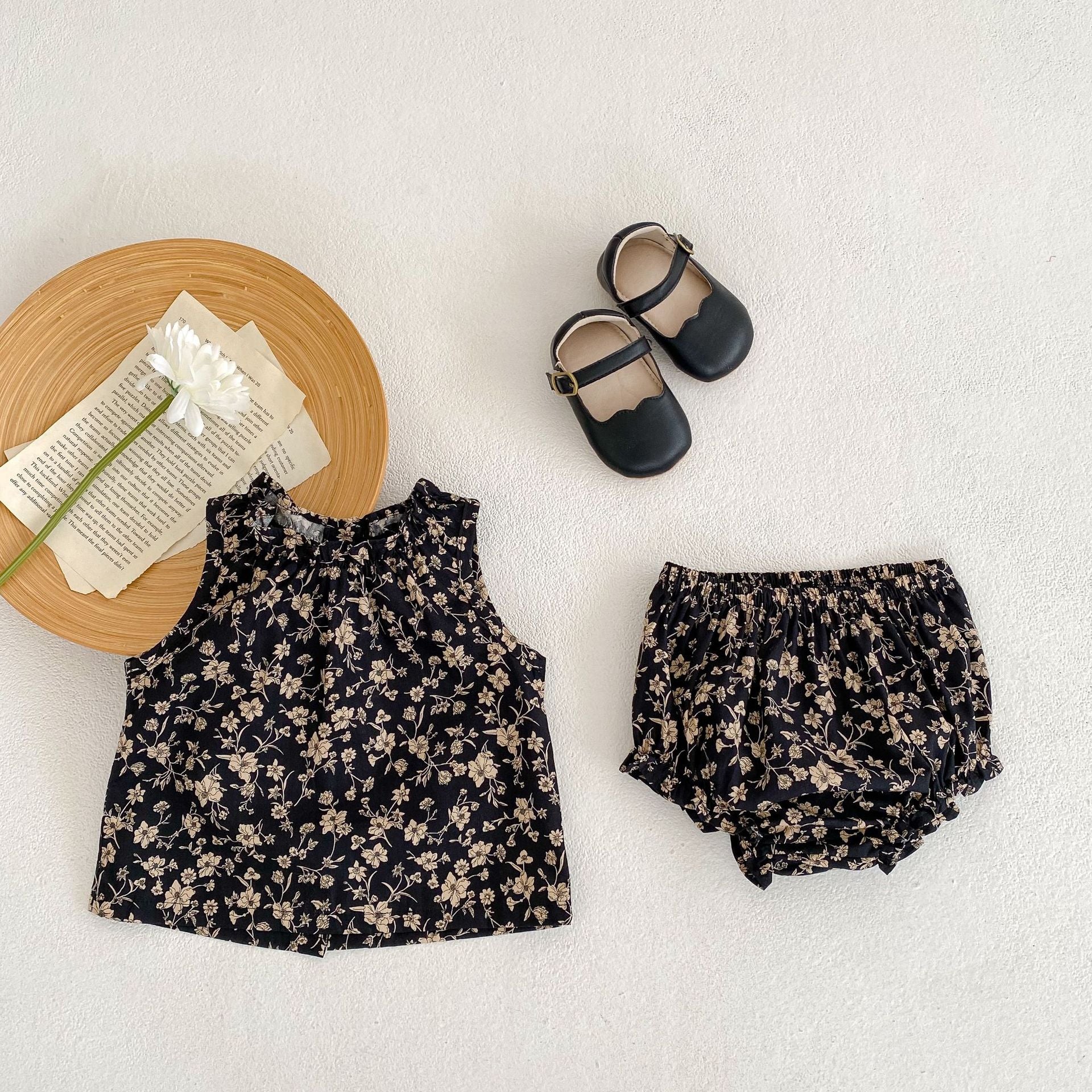 【BABY】ノースリーブレトロ花柄セットアップ CawaKomostore