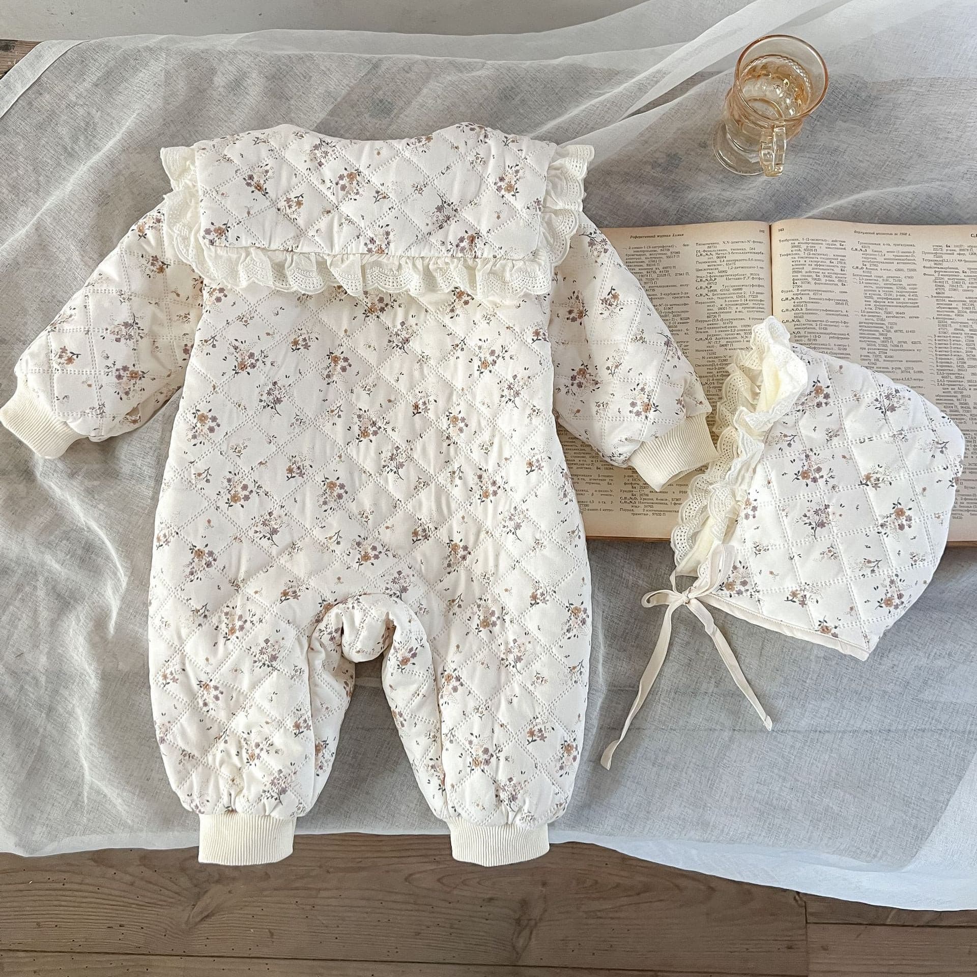【BABY】小花柄カバーオール＋ポンネット付き CawaKomostore