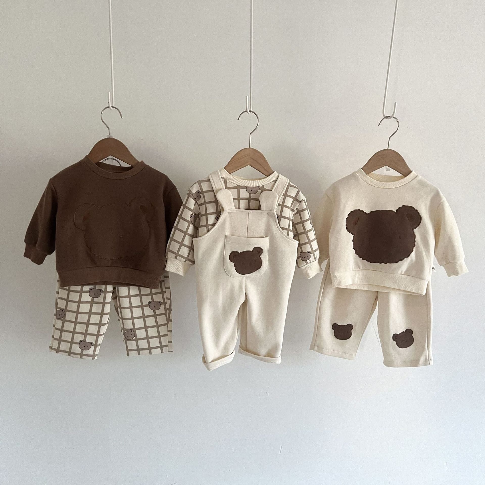 【BABY】くま柄スウェットセットアップ CawaKomostore