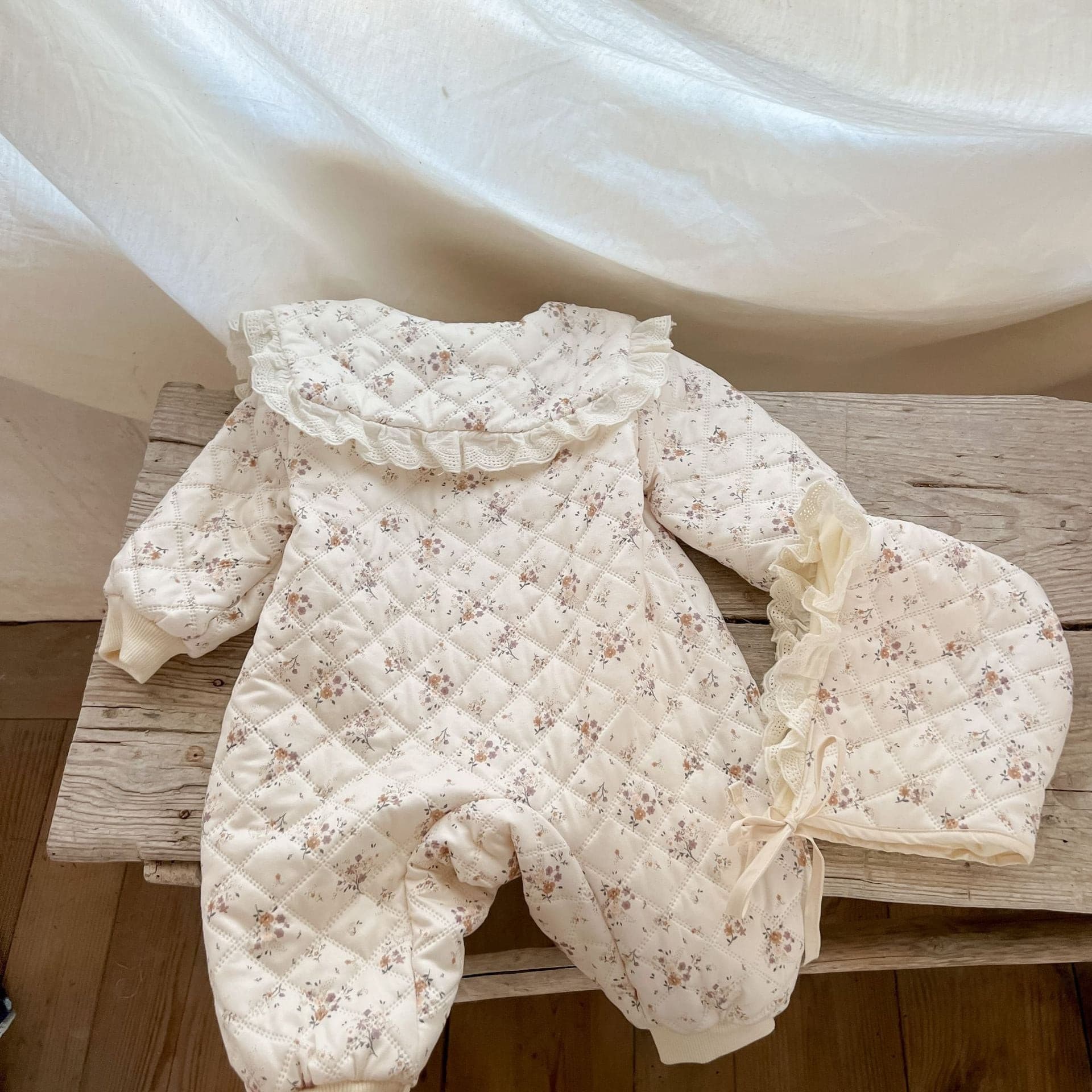 【BABY】小花柄カバーオール＋ポンネット付き CawaKomostore