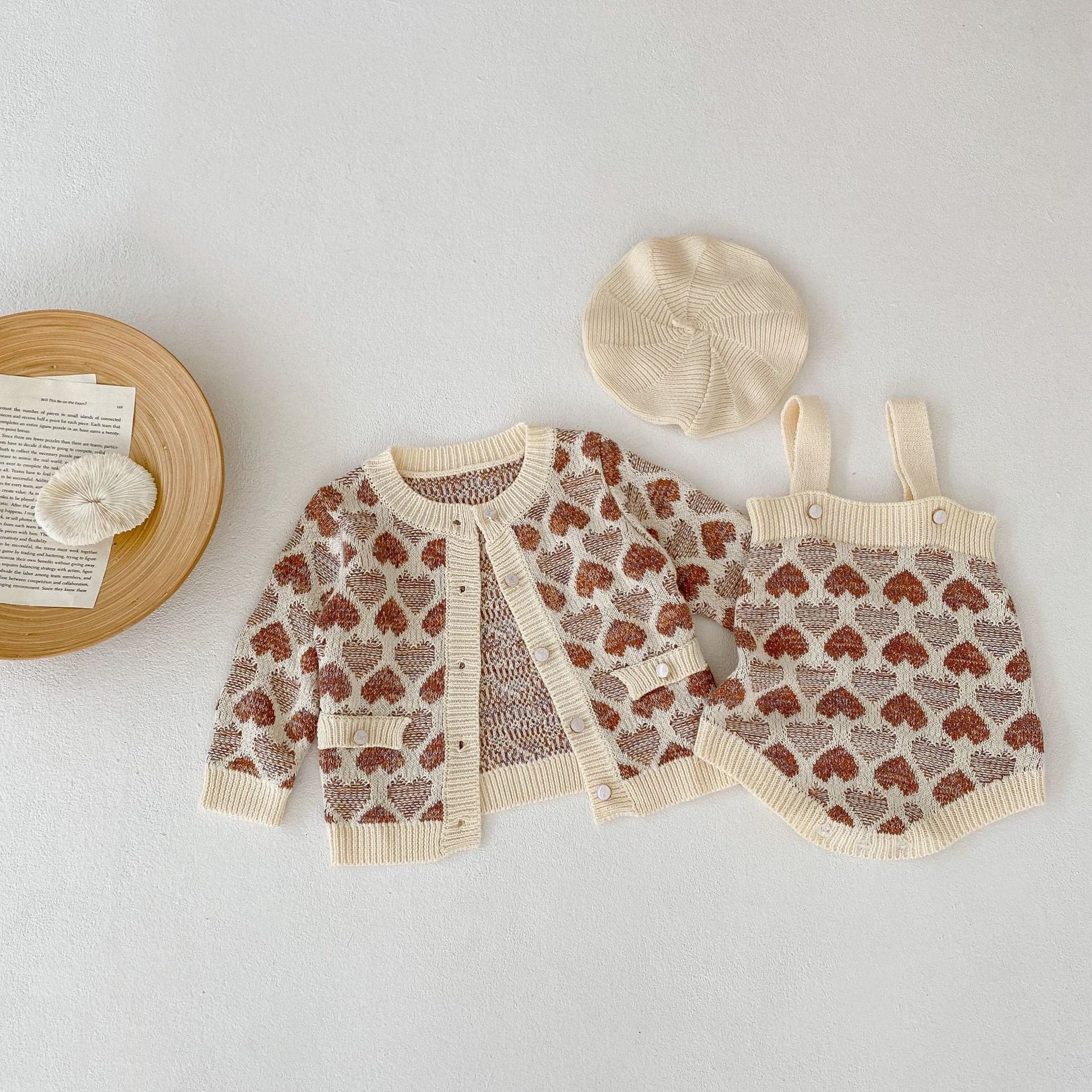 【BABY】ハートニットカーディガン/サロペット CawaKomostore