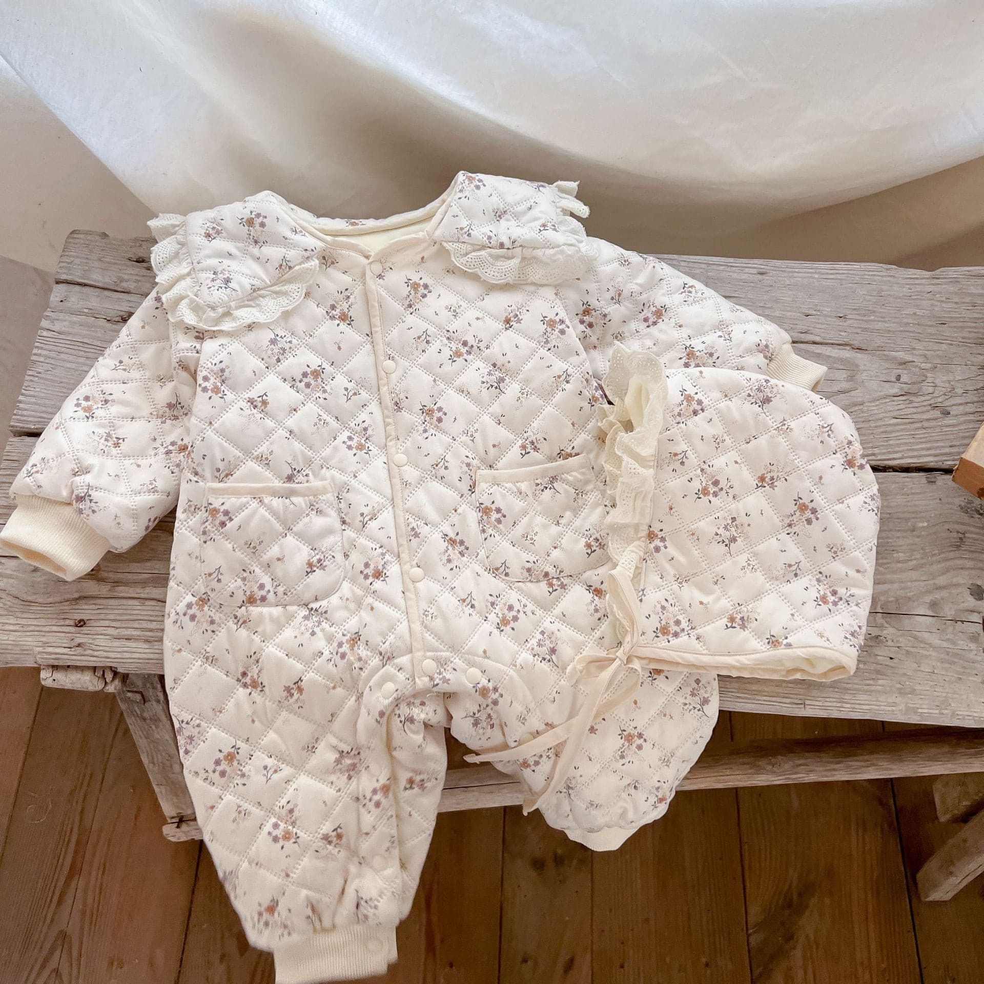 【BABY】小花柄カバーオール＋ポンネット付き CawaKomostore