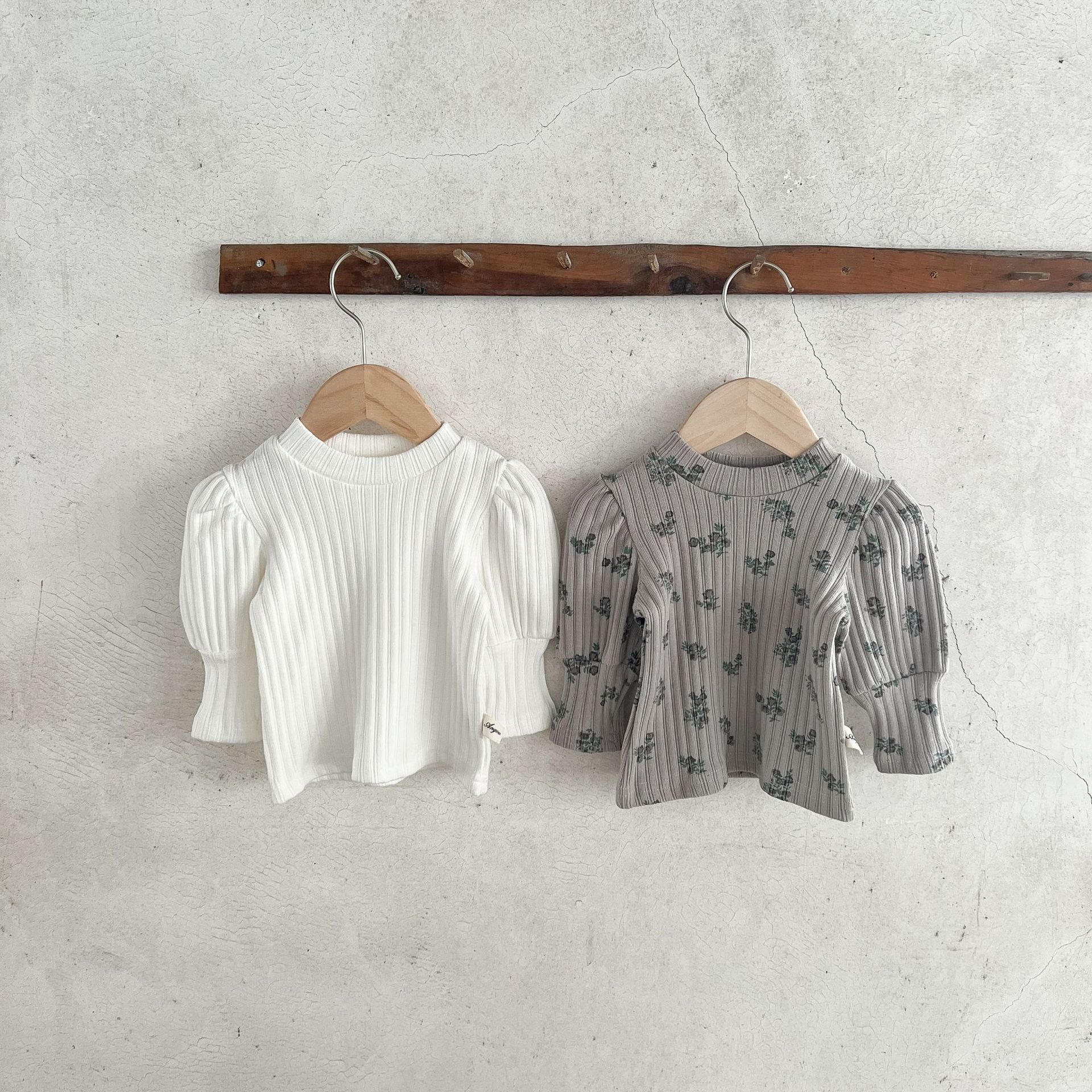 【BABY】パフ袖リブデザイントップス CawaKomostore
