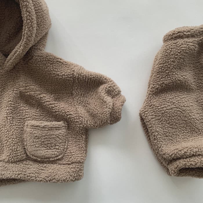【BABY】もこもこパーカー＆ボトムスセットアップ CawaKomostore