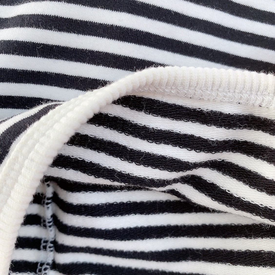 【BABY】秋冬ボーダー柄スウェット CawaKomostore