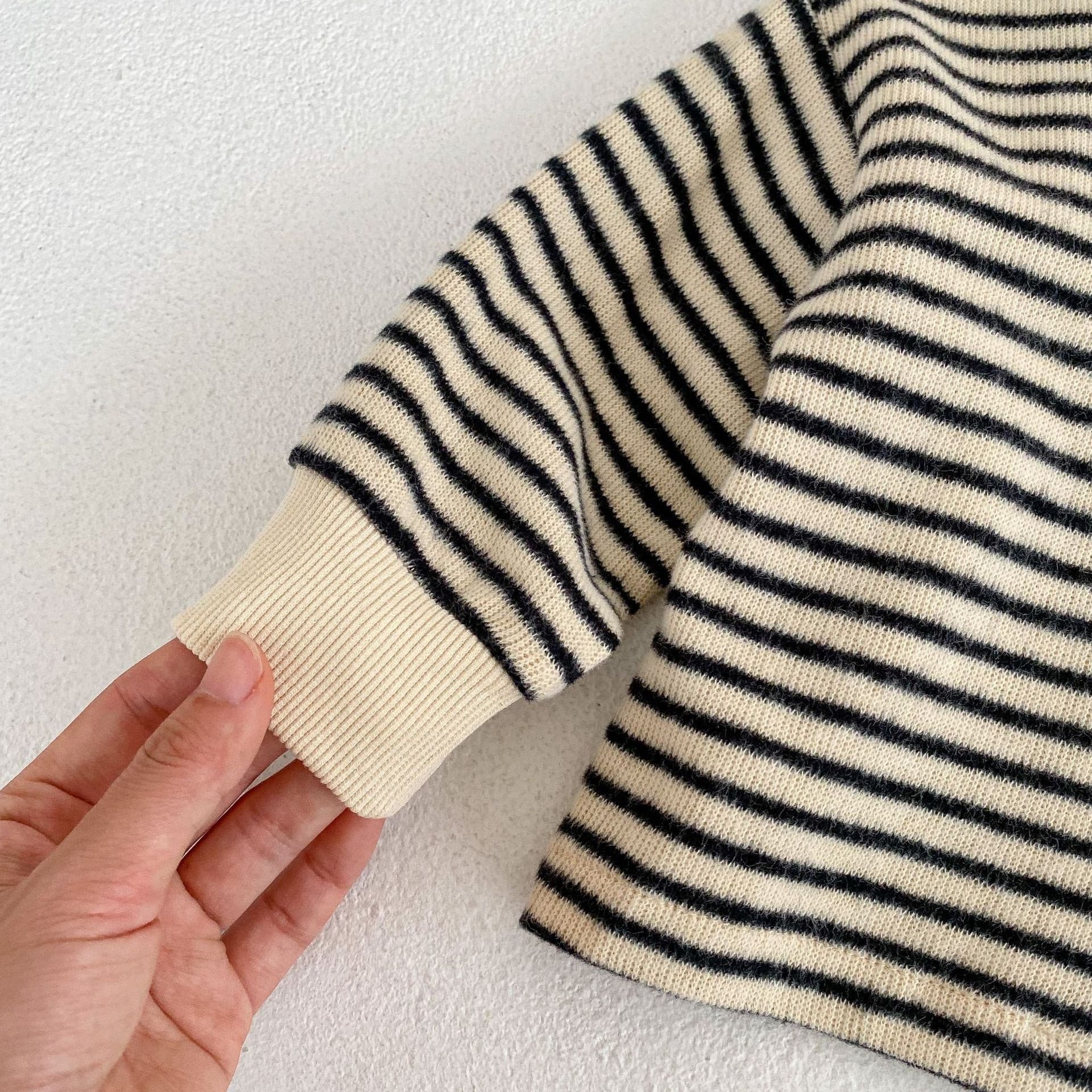 【BABY】ボーダー長袖フード付きジッパーパーカーAW CawaKomostore