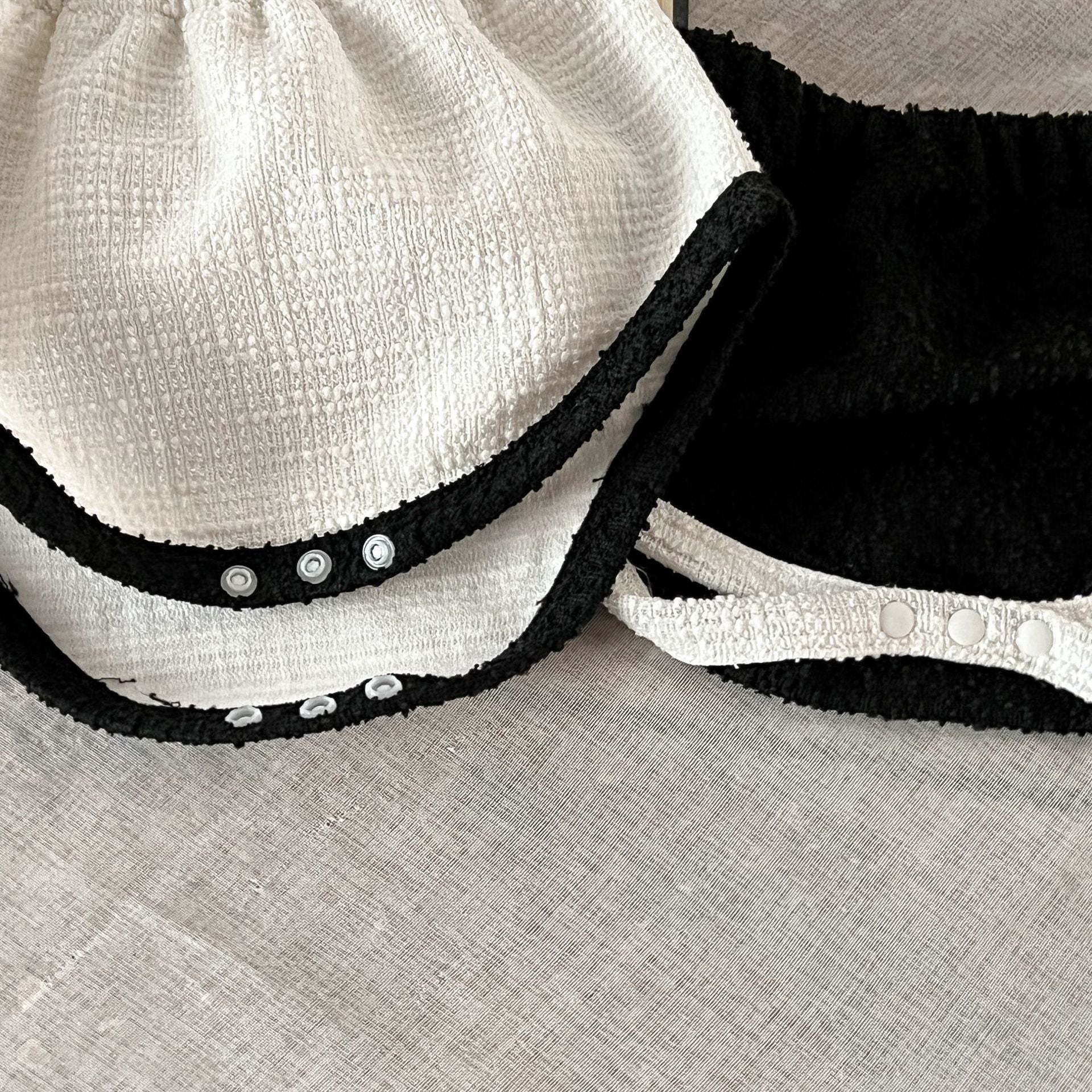 【BABY】モノクロボタンセットアップ CawaKomostore