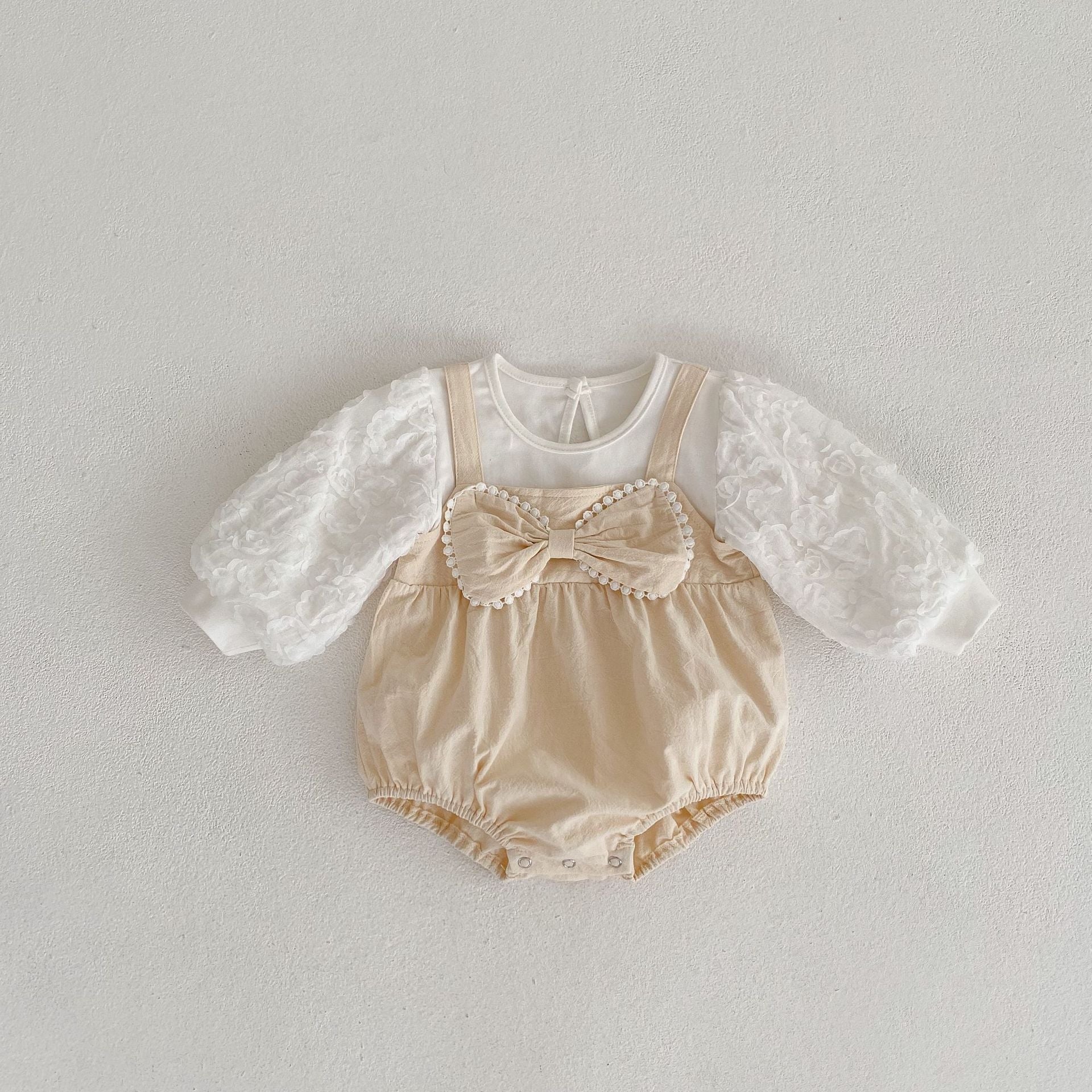 【BABY】ガーリーなリボンサロペットロンパース CawaKomostore