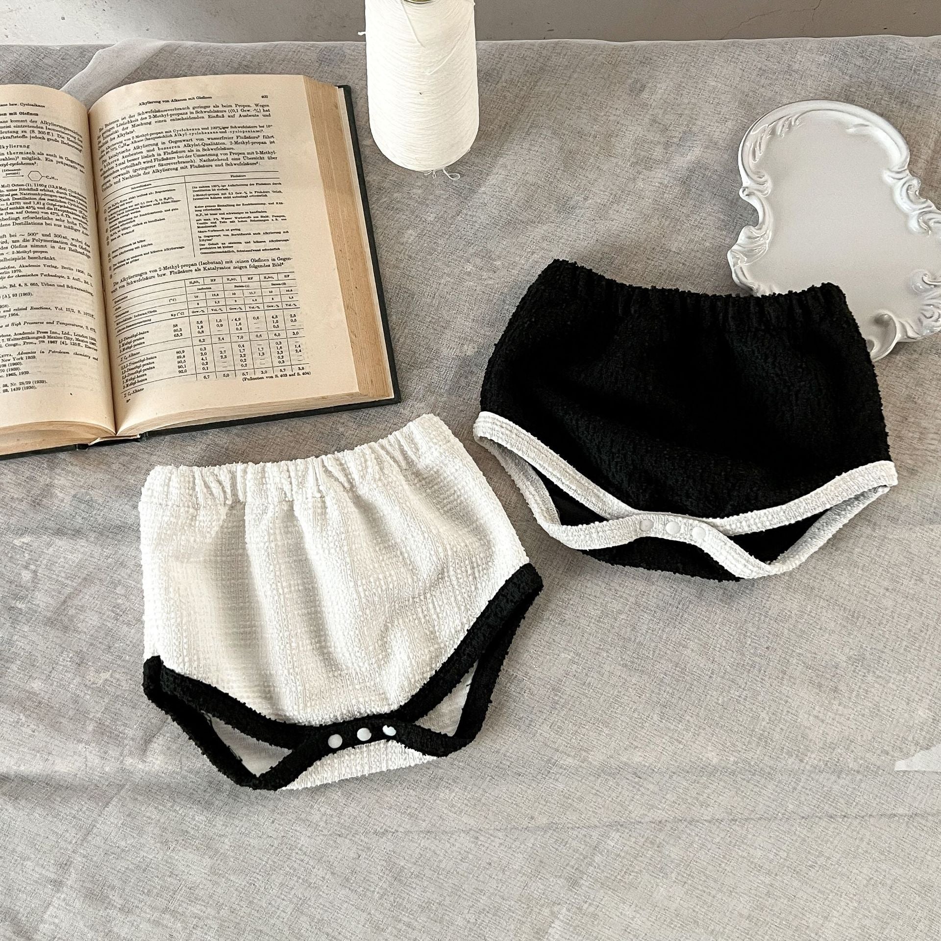 【BABY】モノクロボタンセットアップ CawaKomostore