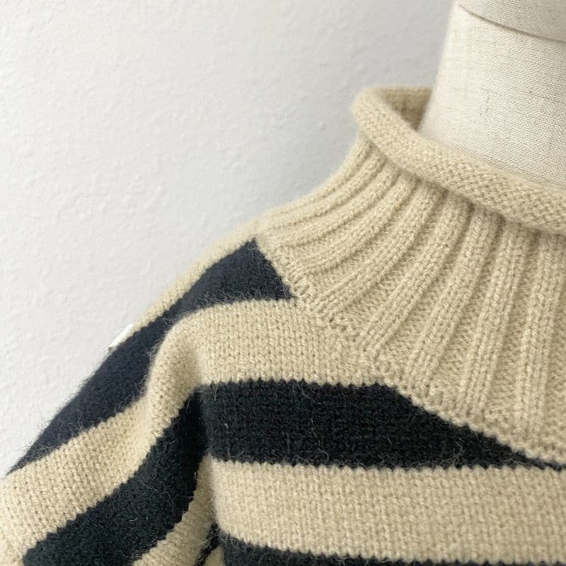 【GIRL・BOY】モックネックボーダーセーター CawaKomostore