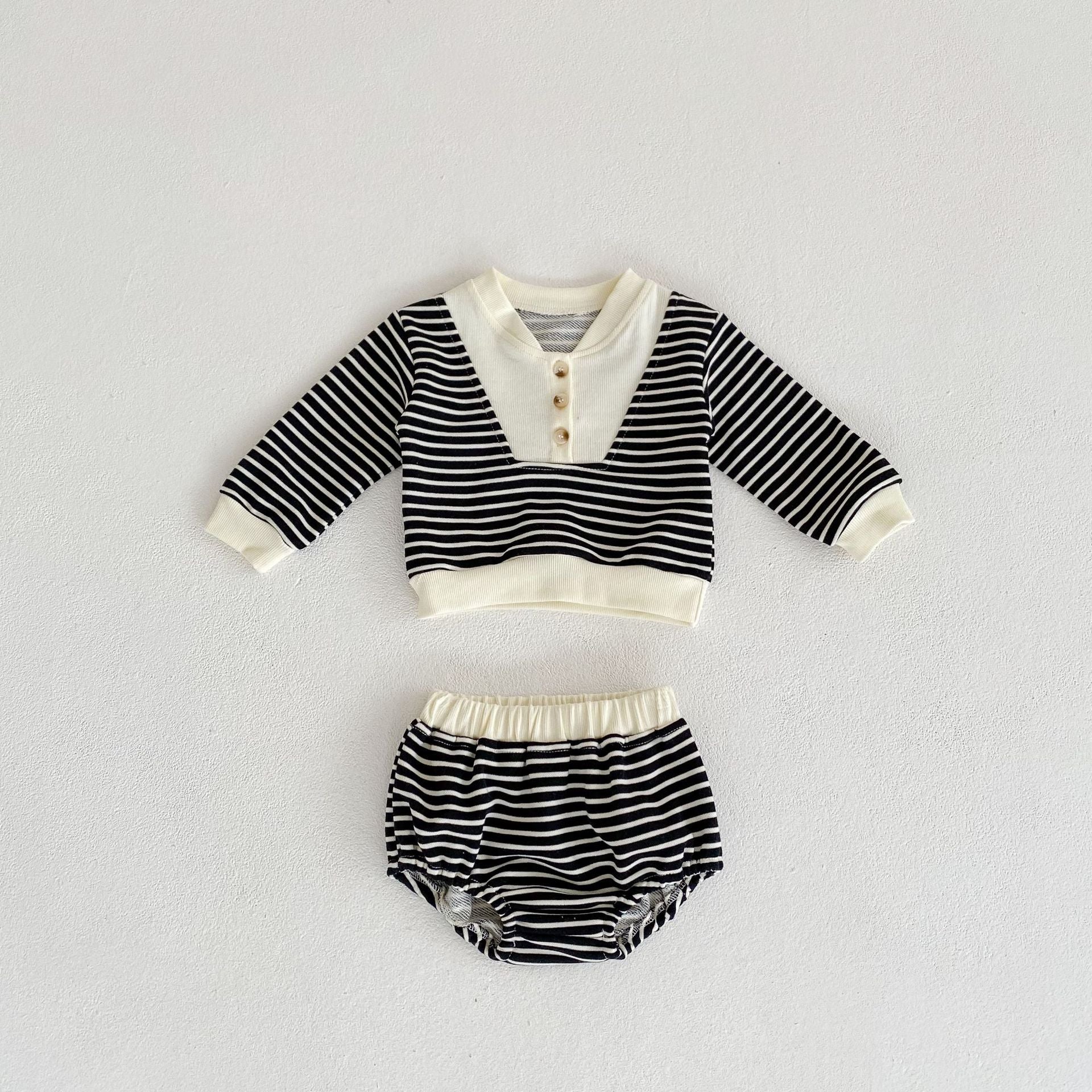 【BABY】ボーダー柄セットアップ CawaKomostore