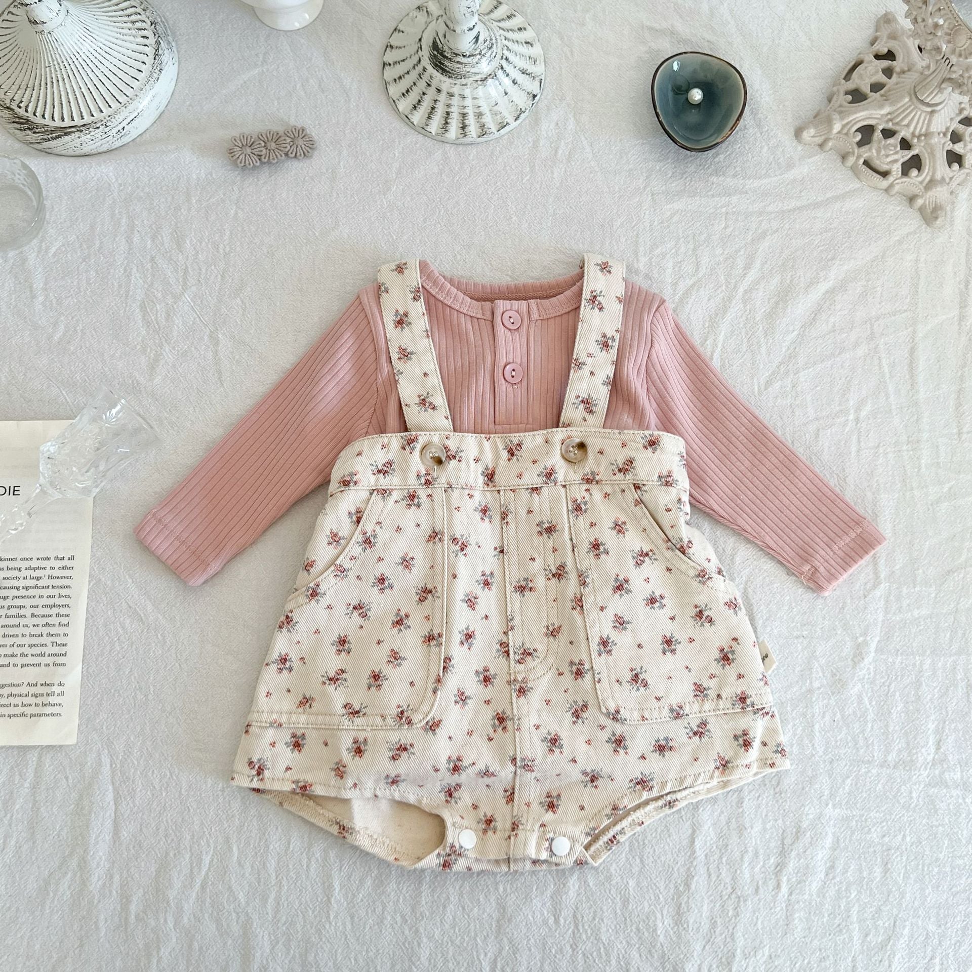 【BABY】小花柄サロペット CawaKomostore