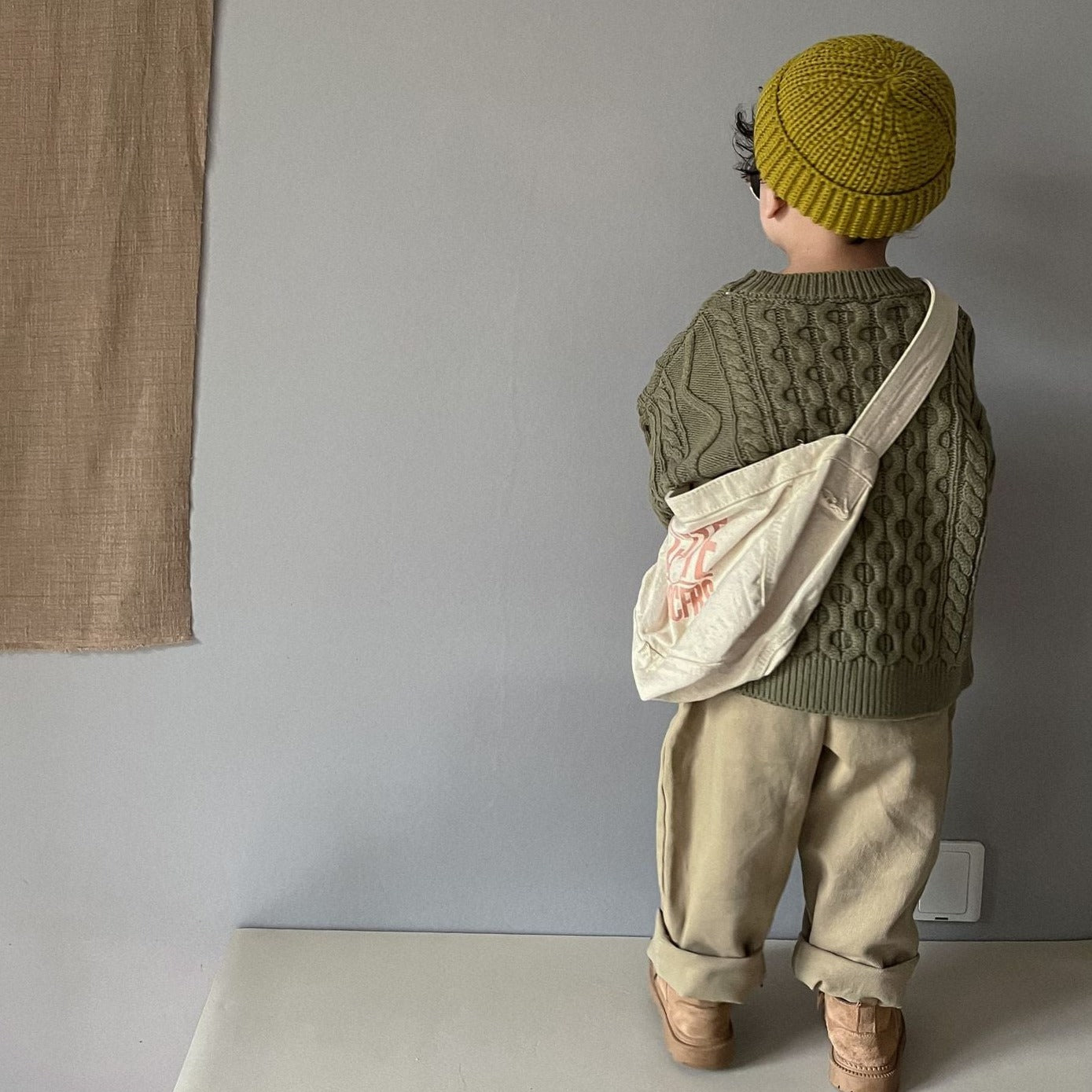 【GIRL・BOY】ケーブル編みのニットセーター CawaKomostore