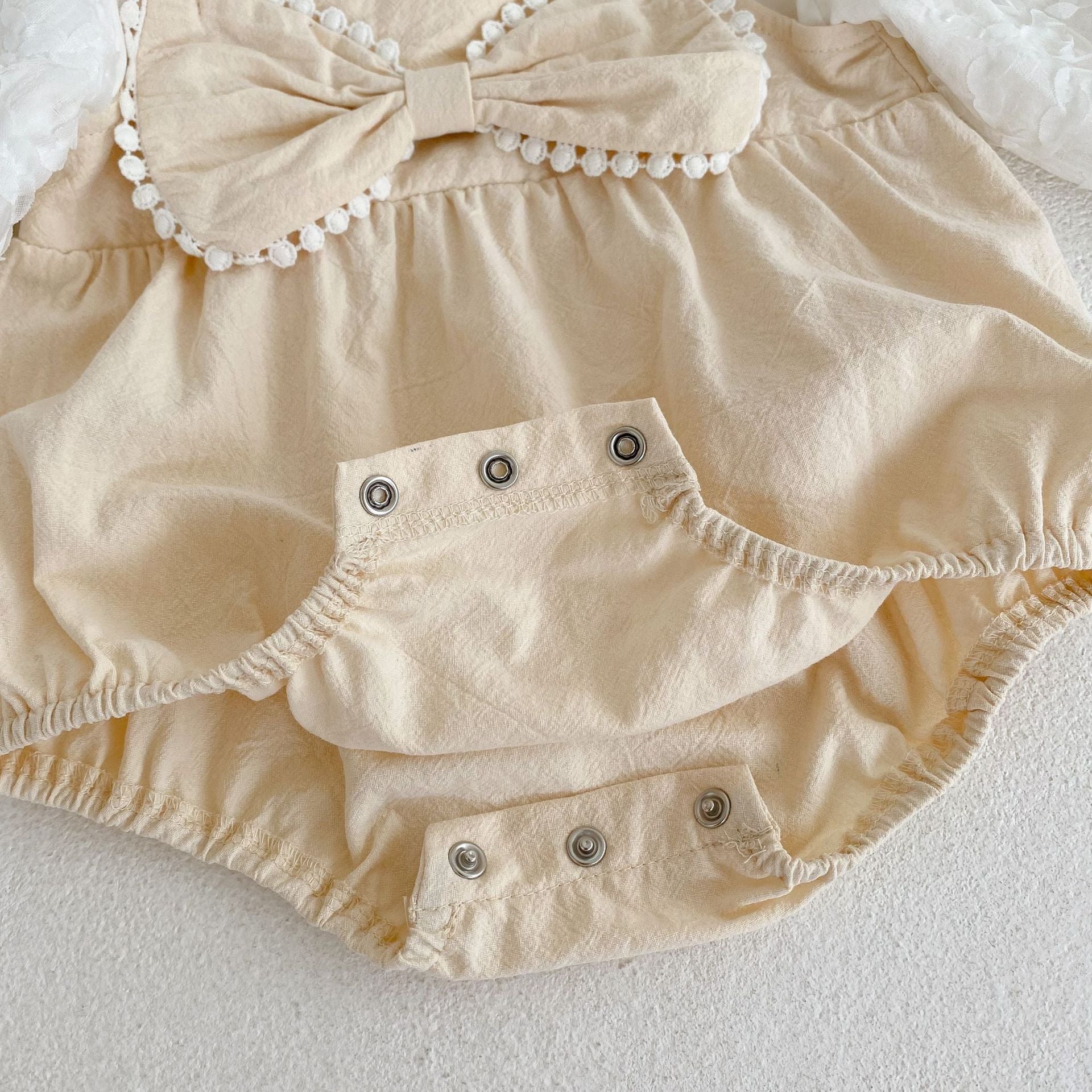 【BABY】ガーリーなリボンサロペットロンパース CawaKomostore