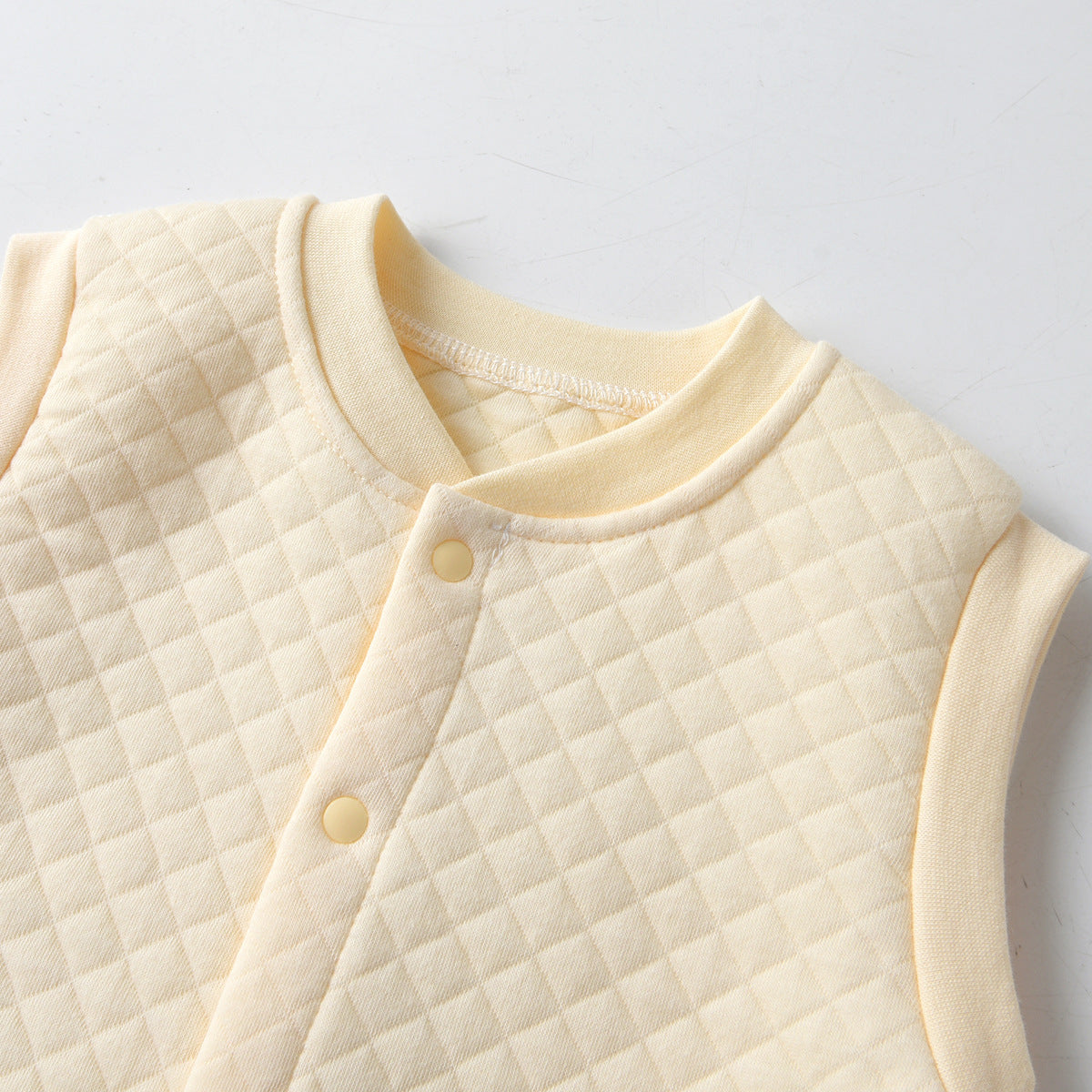 【BABY】くまさんワッペンパイピングベスト CawaKomostore