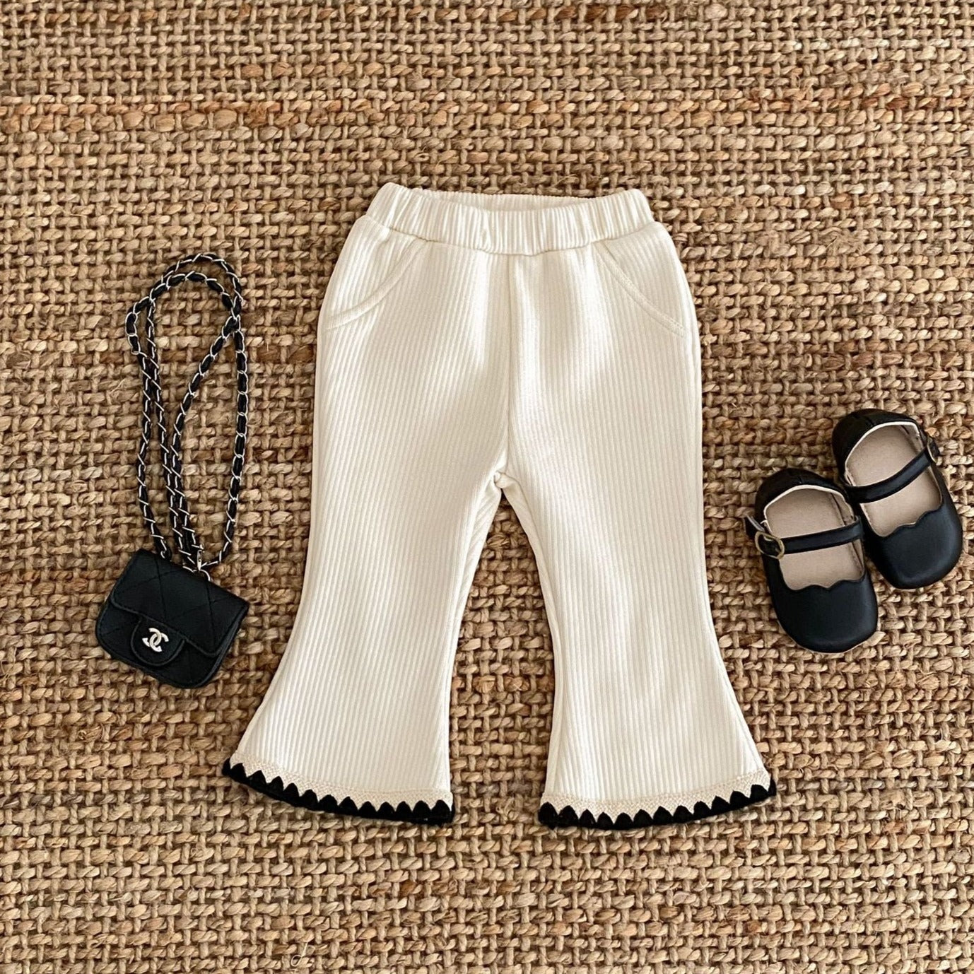 【BABY】ステッチデザインフレアパンツ CawaKomostore
