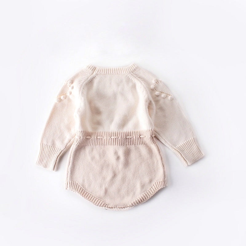【BABY】ポンポンハートニットロンパース🤍 CawaKomostore