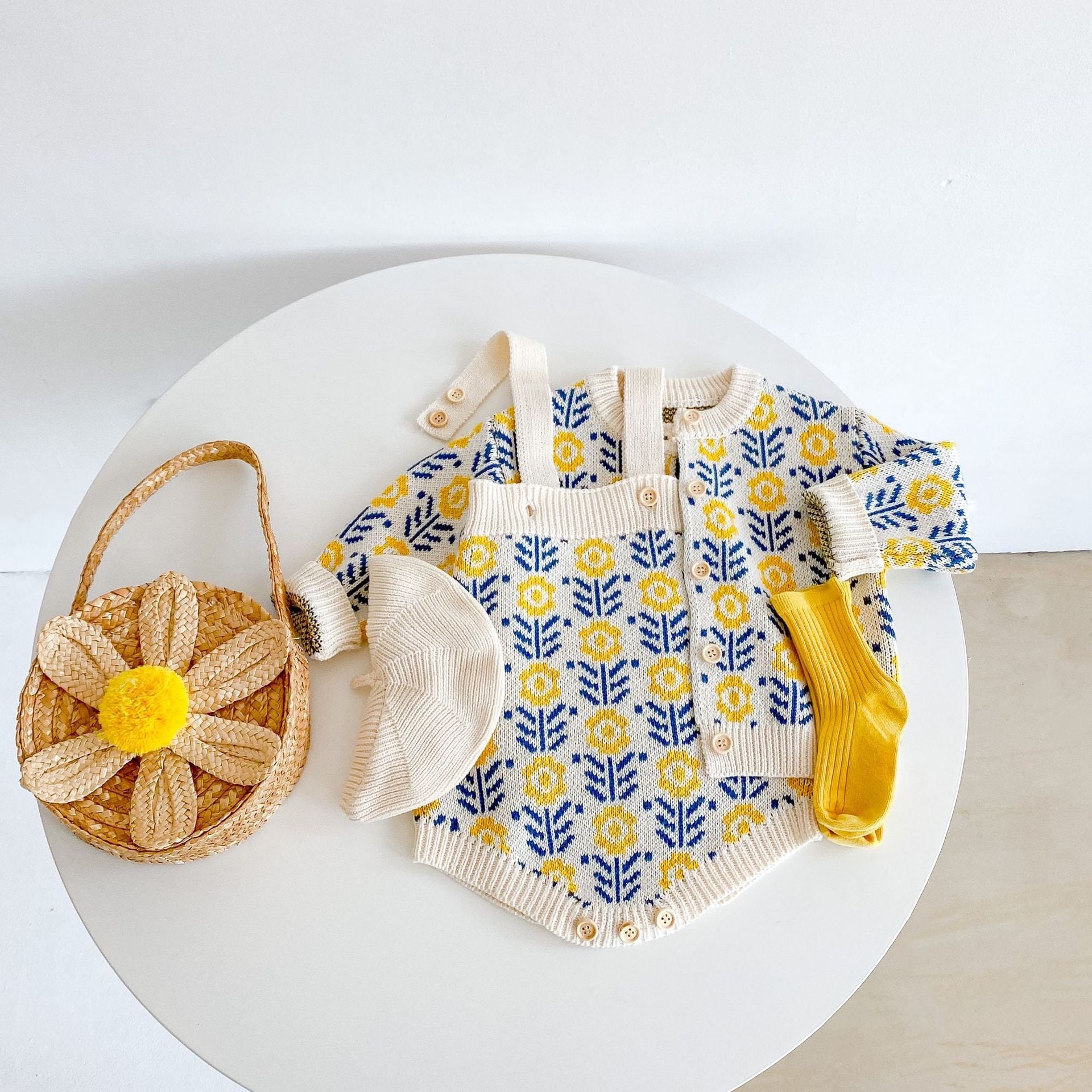 【BABY】たんぽぽ柄ニットサロペット＆カーディガンセットアップ CawaKomostore